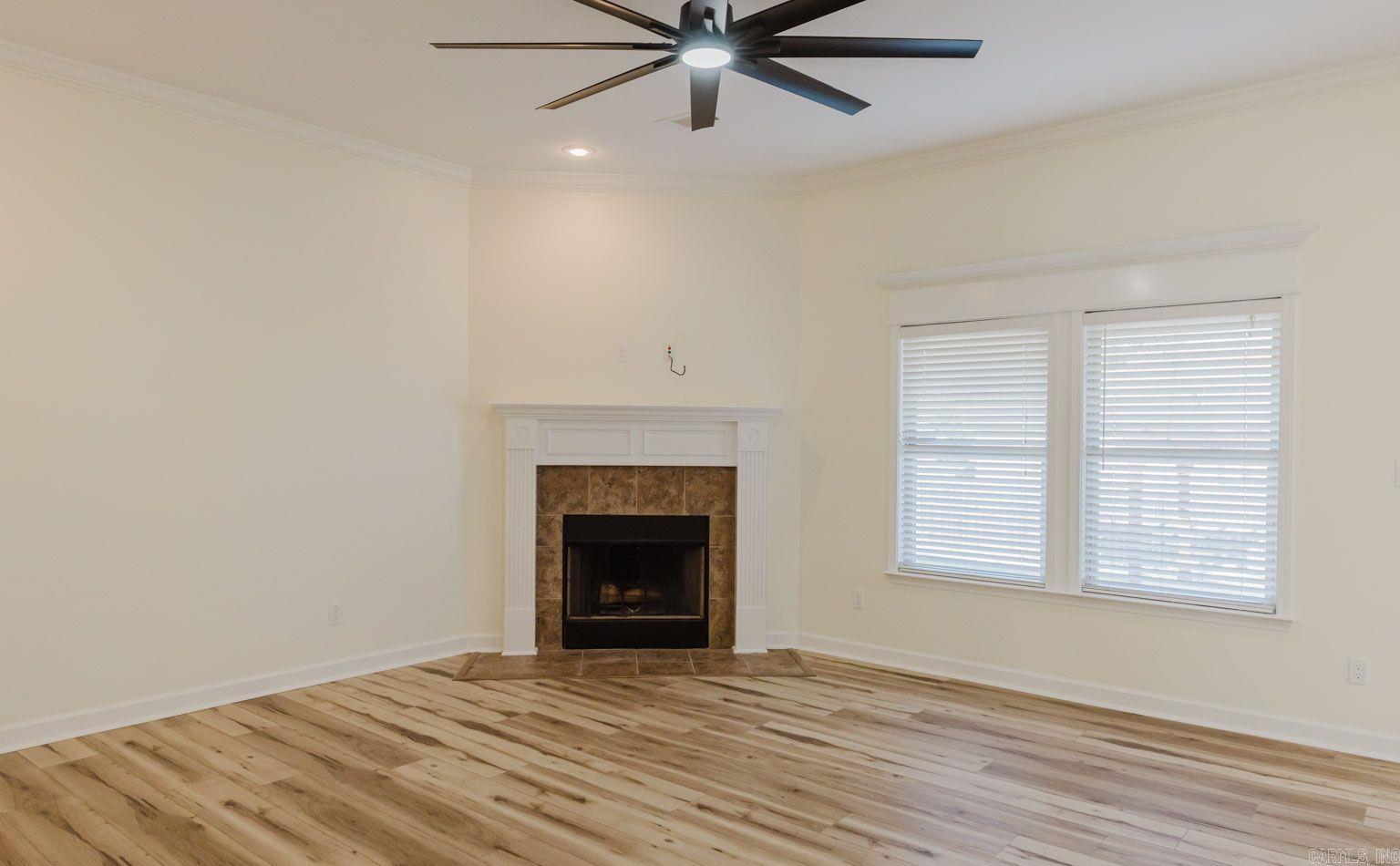 Oak Glenn - Residential Lease