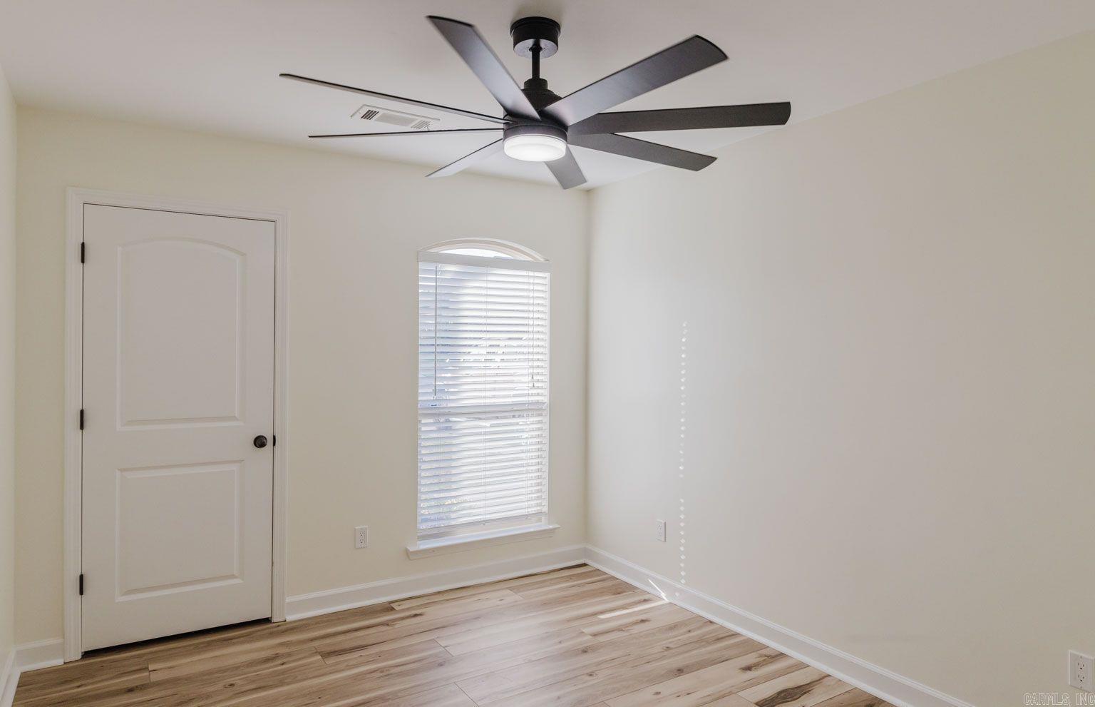 Oak Glenn - Residential Lease