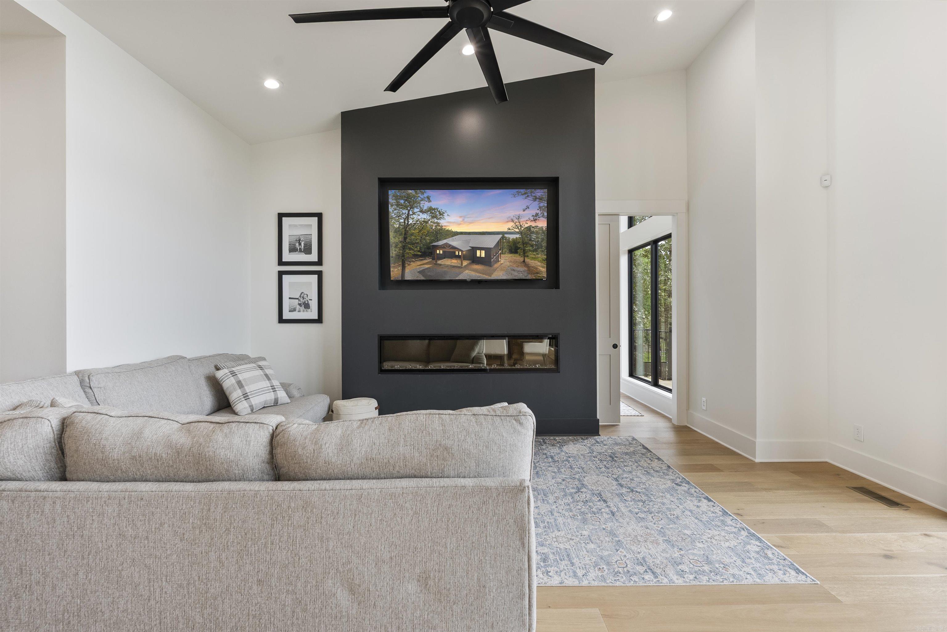 Island Shores Phase II - Residential