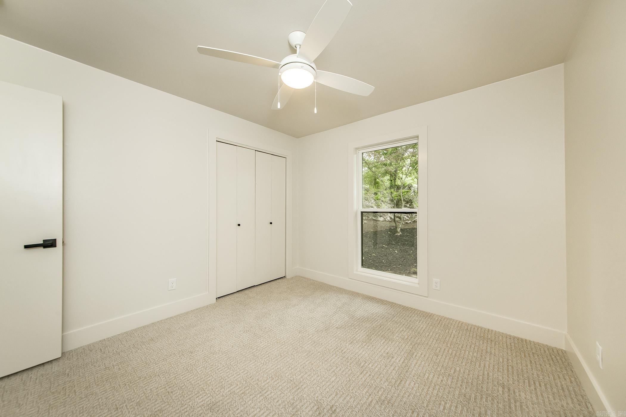 Leawood Mountain - Residential