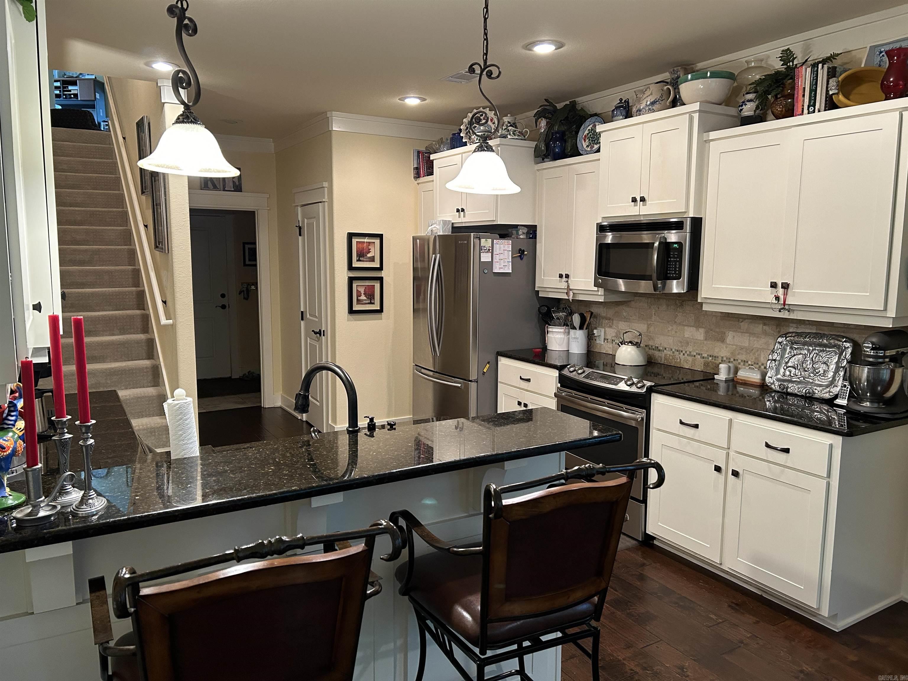 THE COVE - Residential