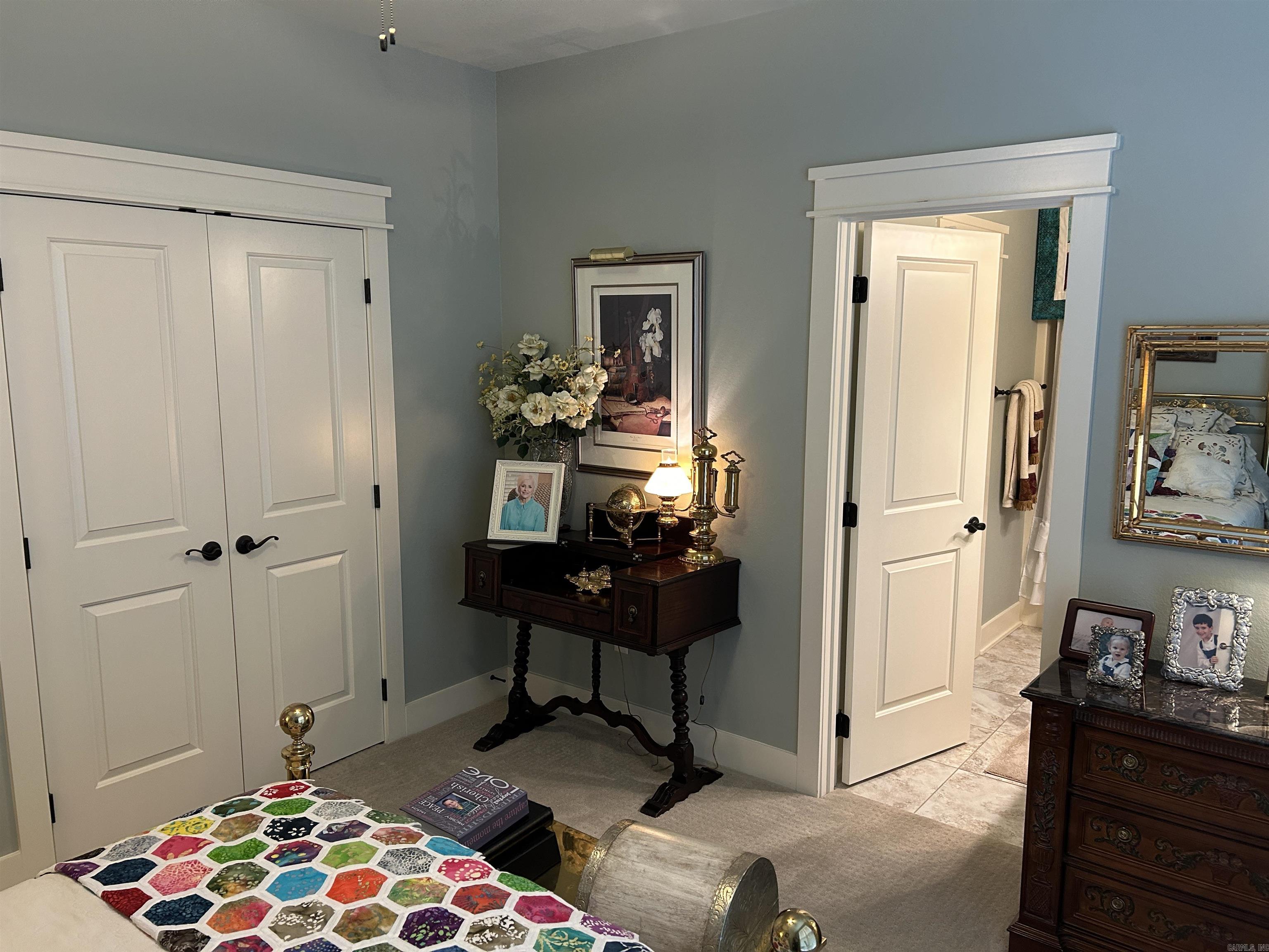 THE COVE - Residential