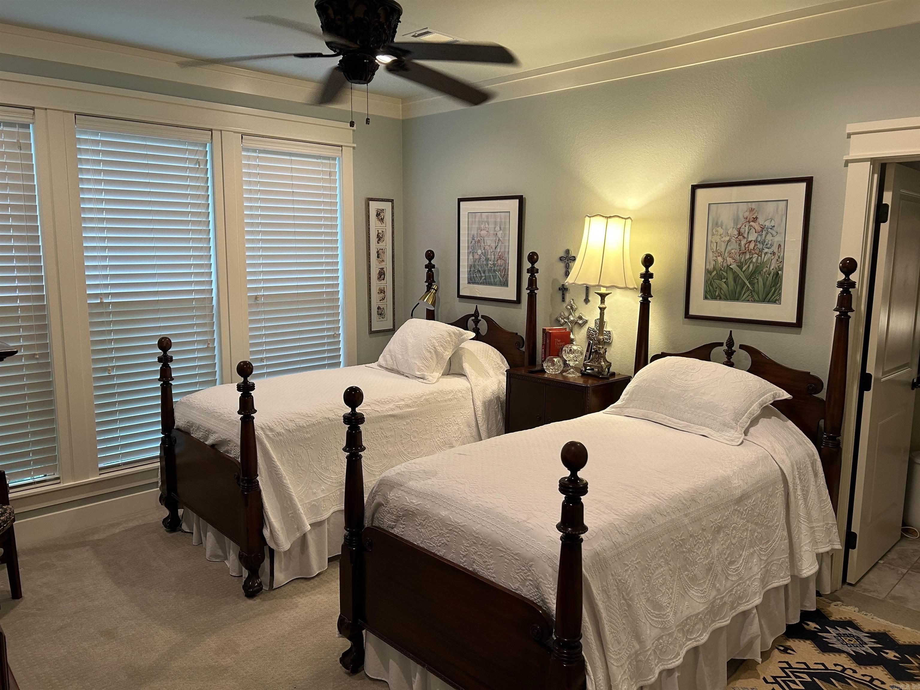 THE COVE - Residential