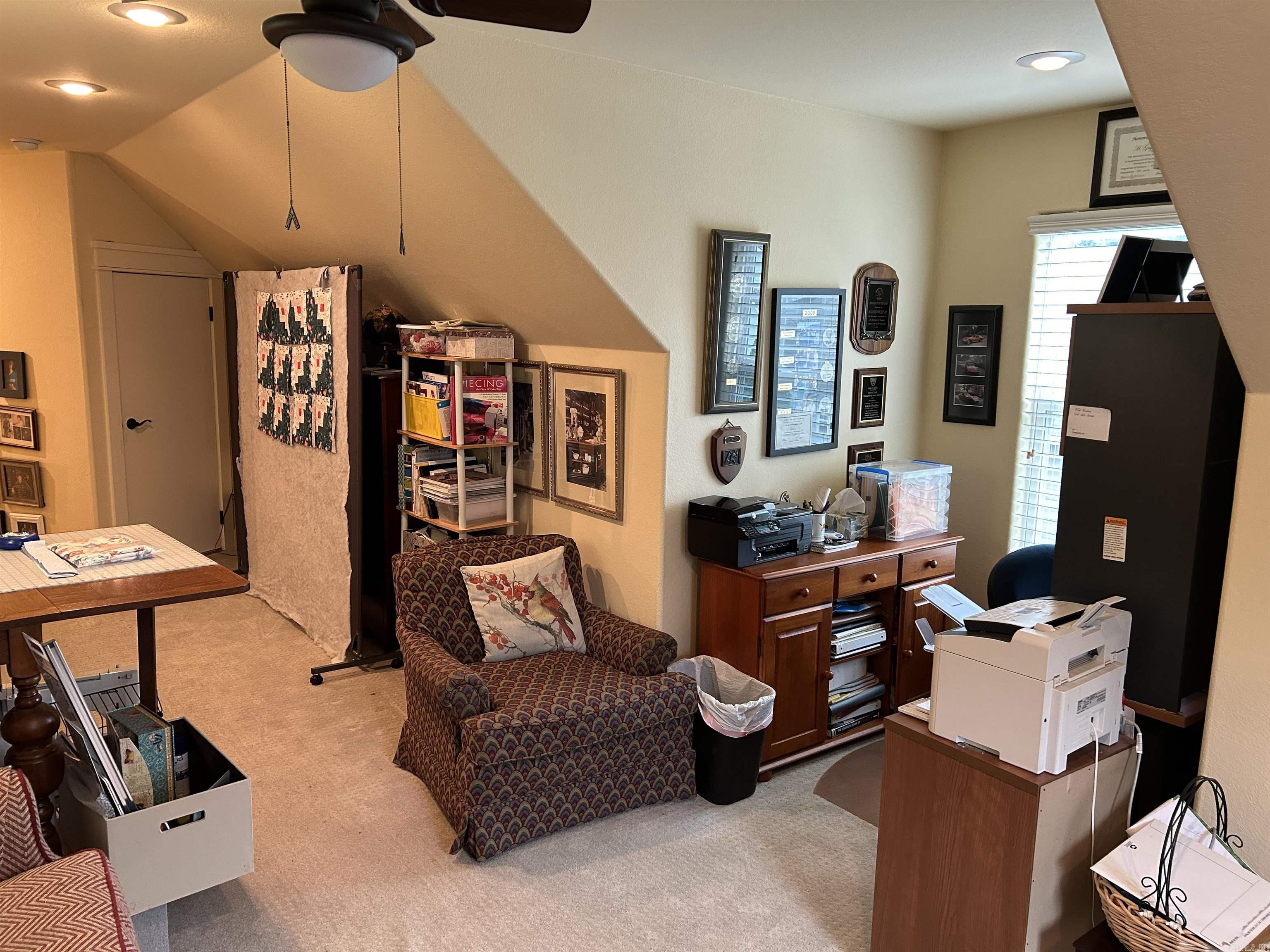 THE COVE - Residential