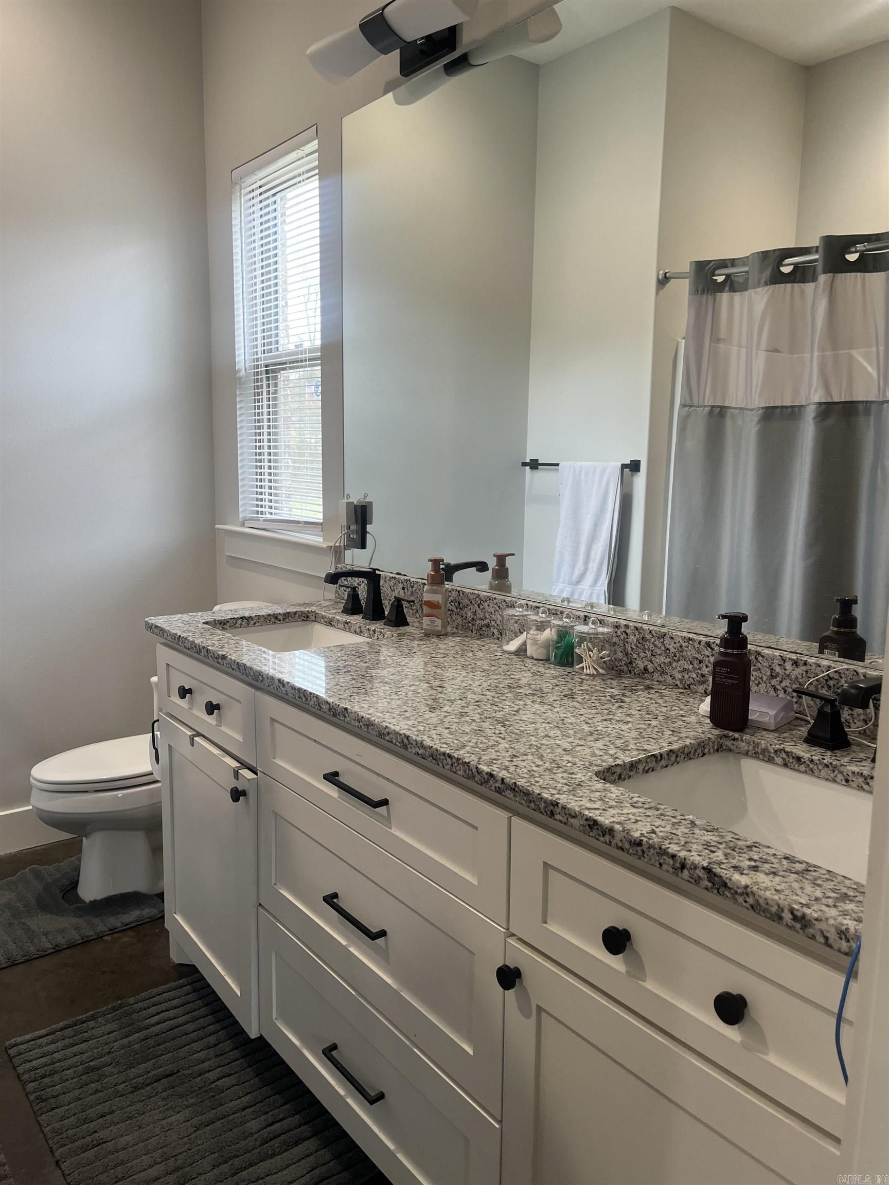 SHERWOOD ESTATES - Residential