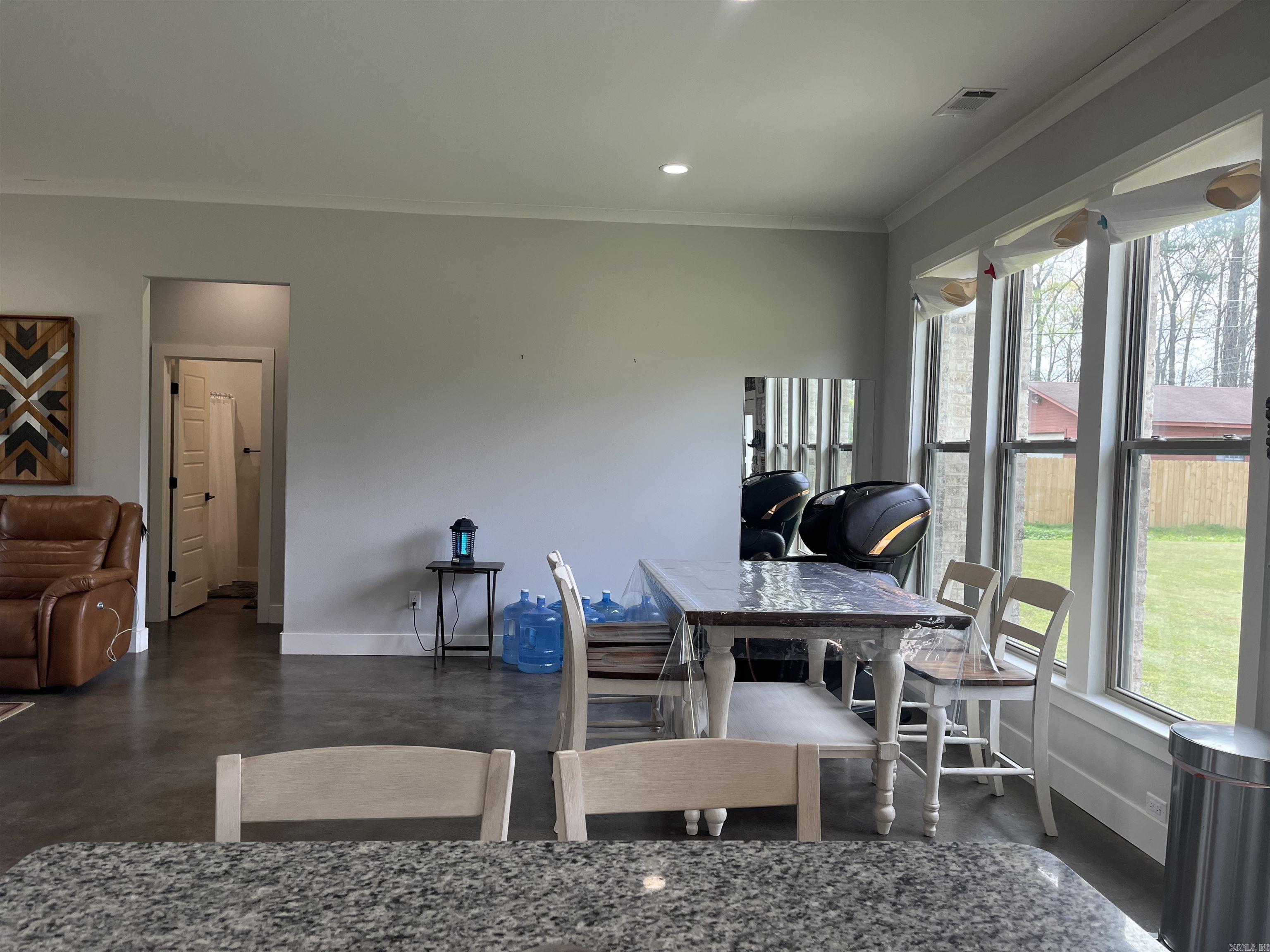 SHERWOOD ESTATES - Residential