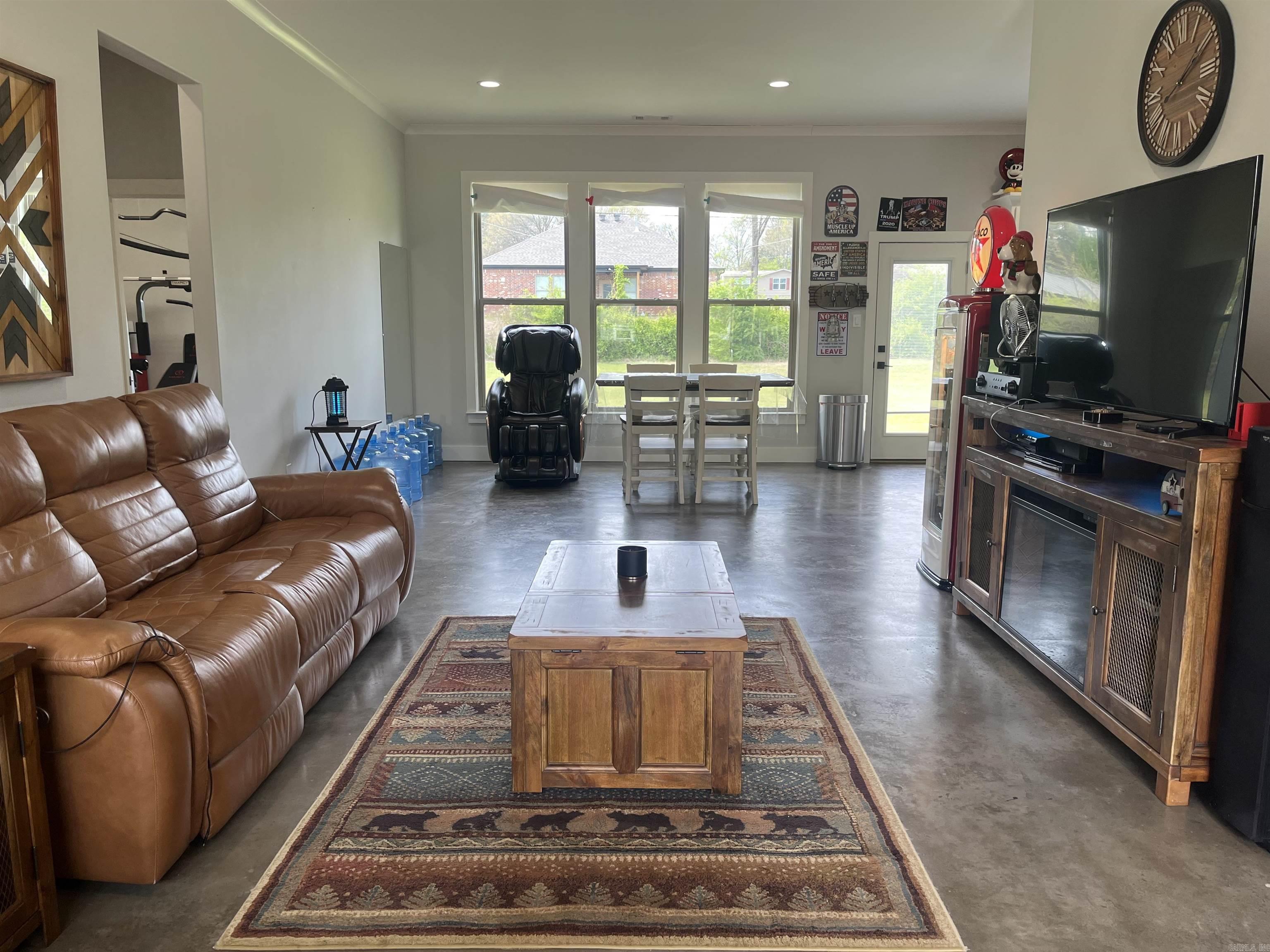 SHERWOOD ESTATES - Residential