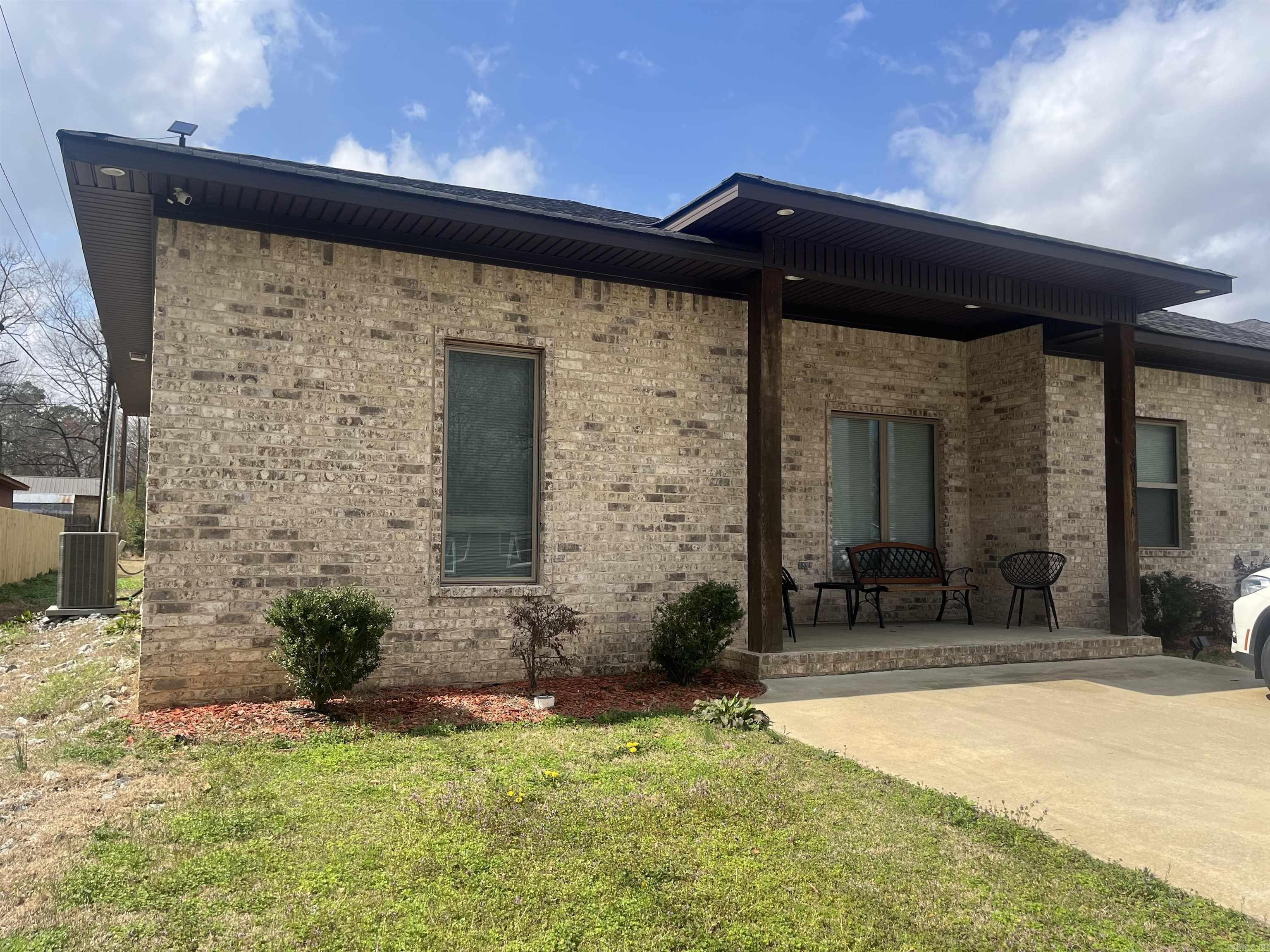 SHERWOOD ESTATES - Residential