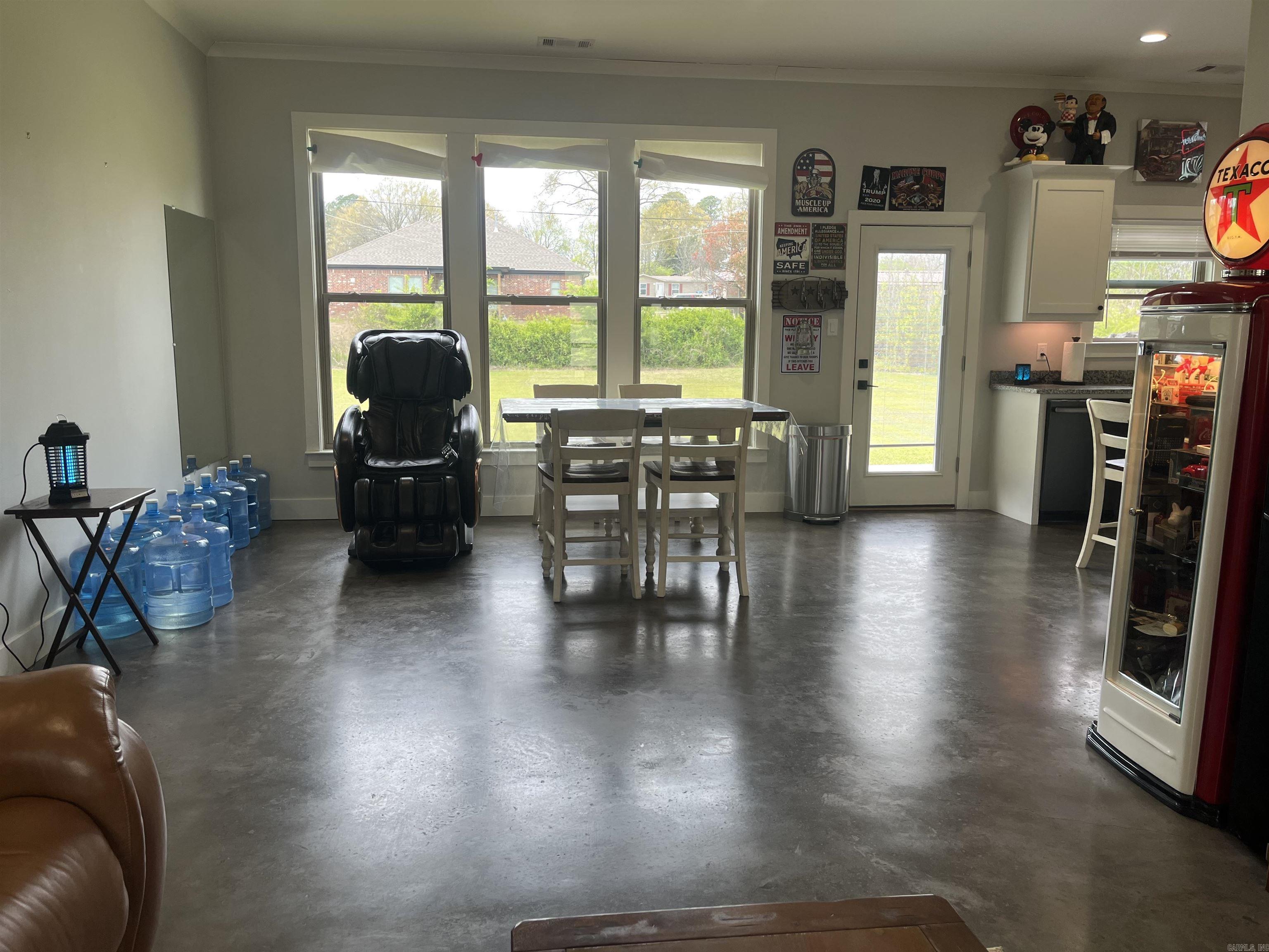 SHERWOOD ESTATES - Residential