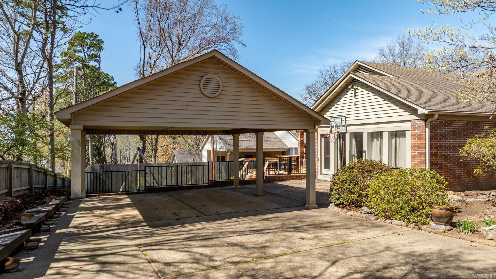 ST CHARLES ADDN - Residential