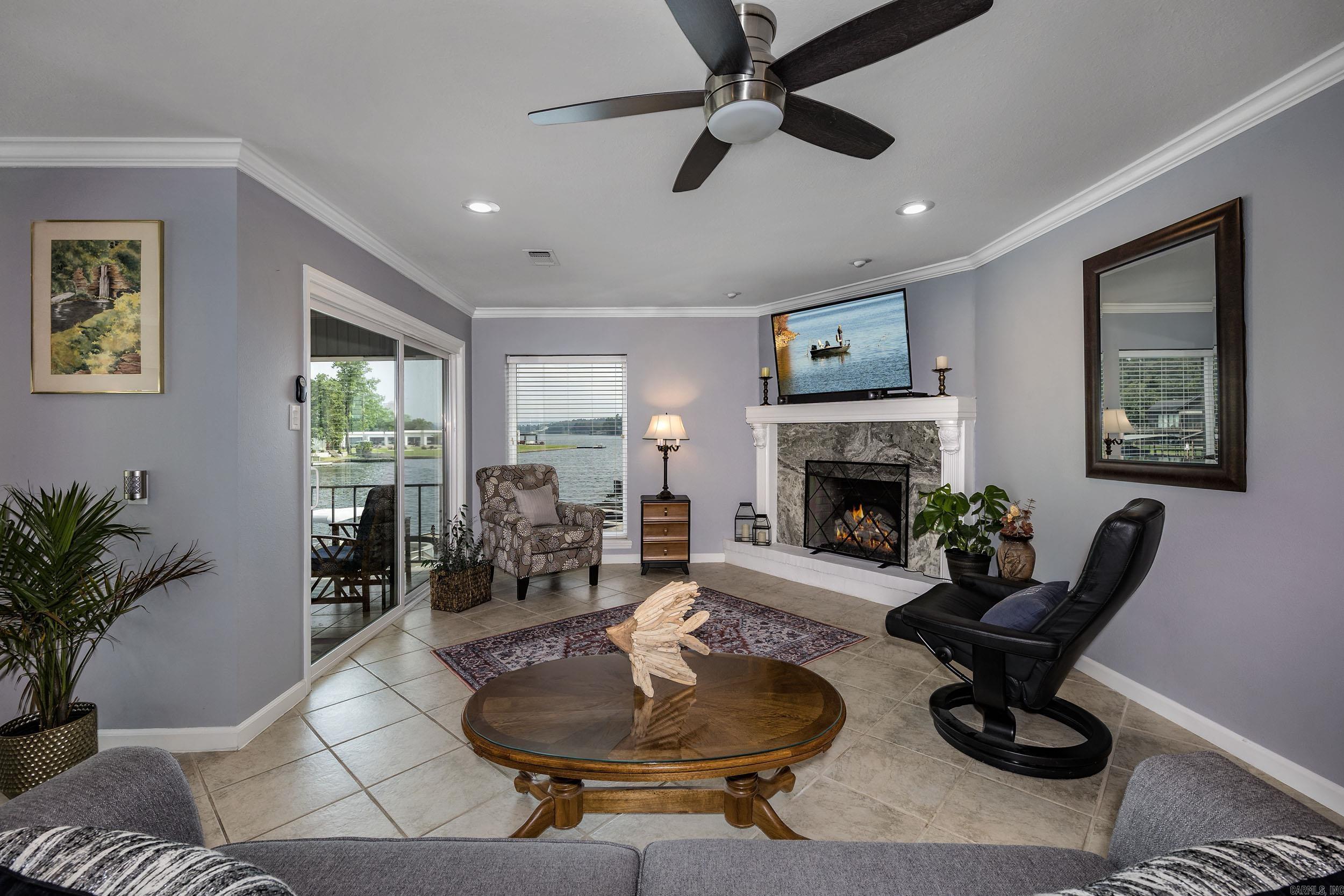 Scully Pointe - Residential