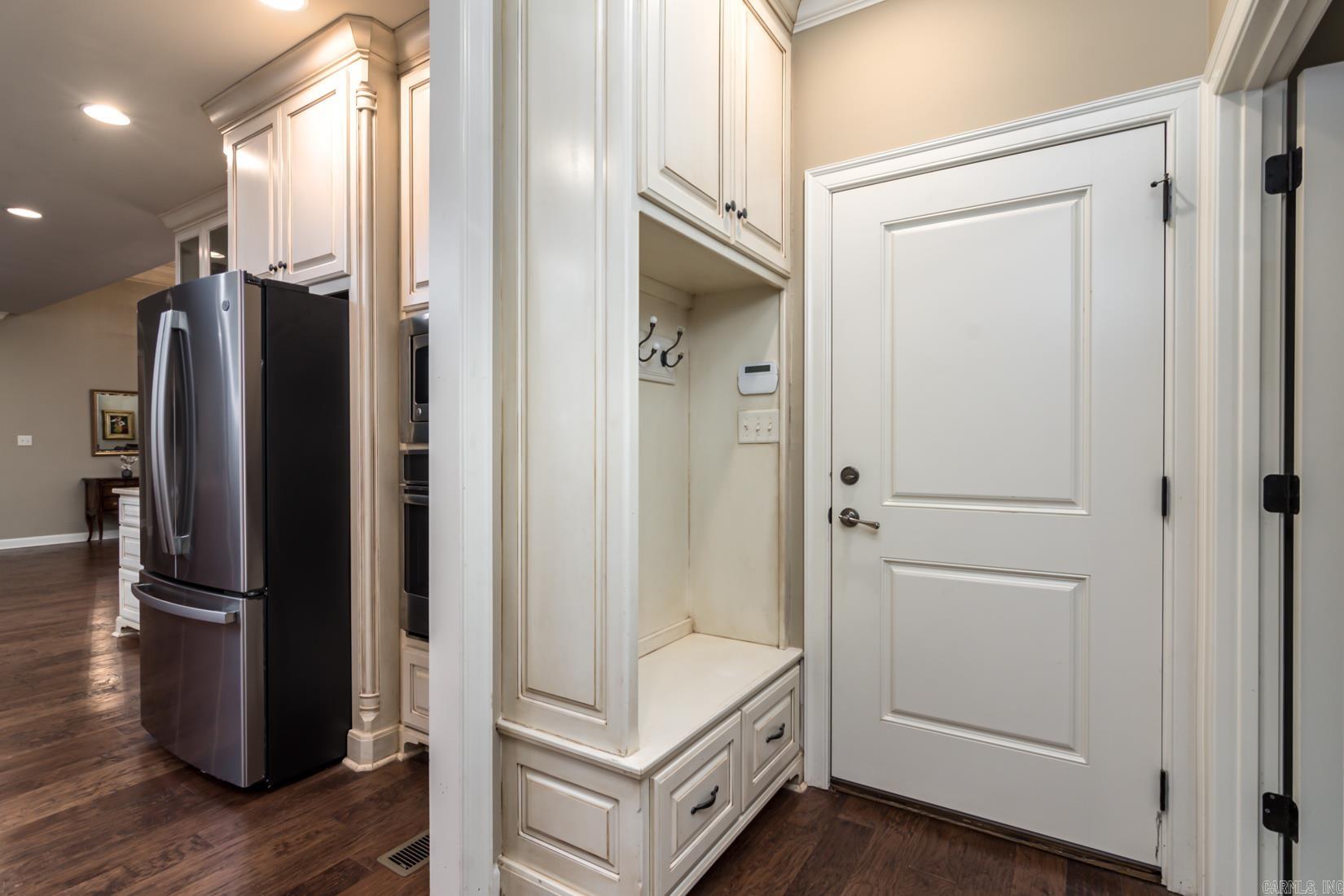 CHENAL VALLEY EPERNAY PLACE - Residential