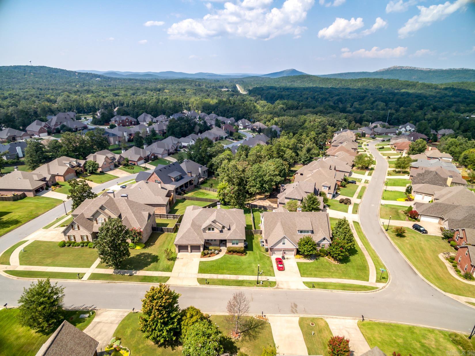 CHENAL VALLEY EPERNAY PLACE - Residential