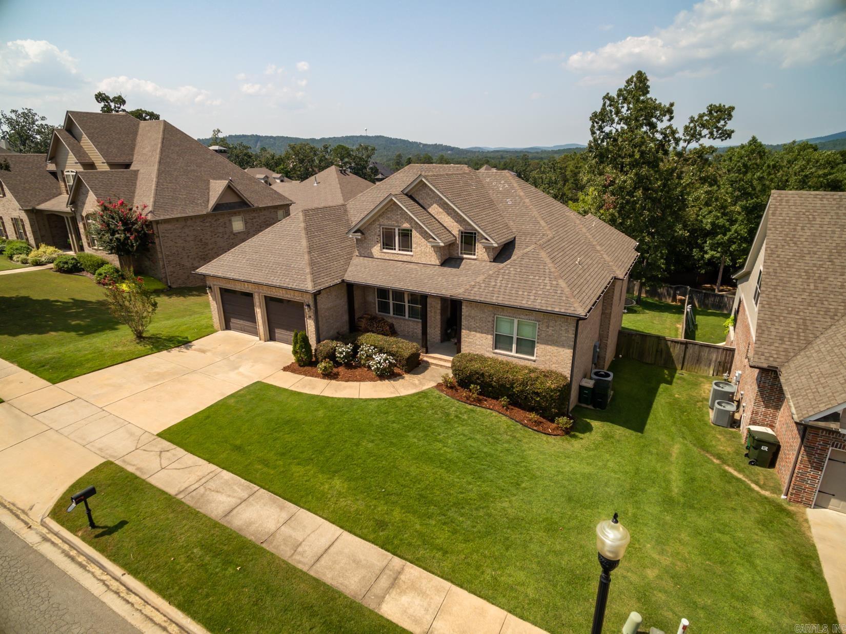 CHENAL VALLEY EPERNAY PLACE - Residential