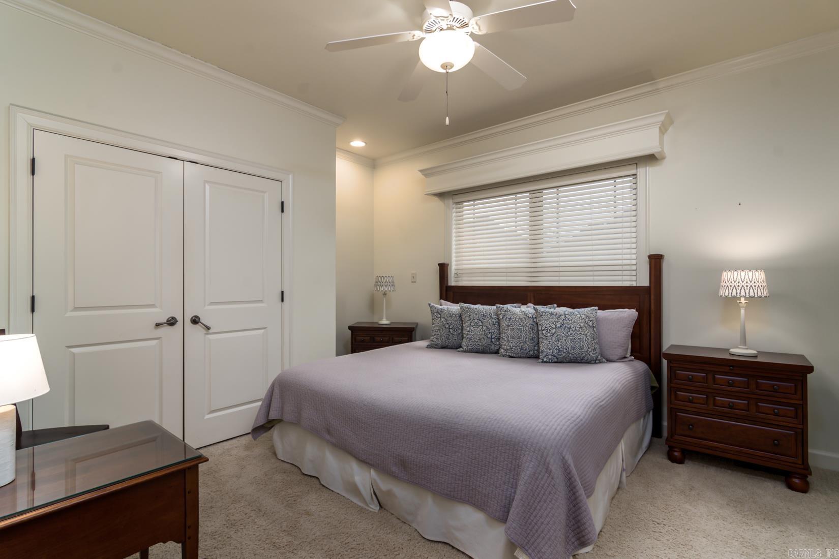 CHENAL VALLEY EPERNAY PLACE - Residential