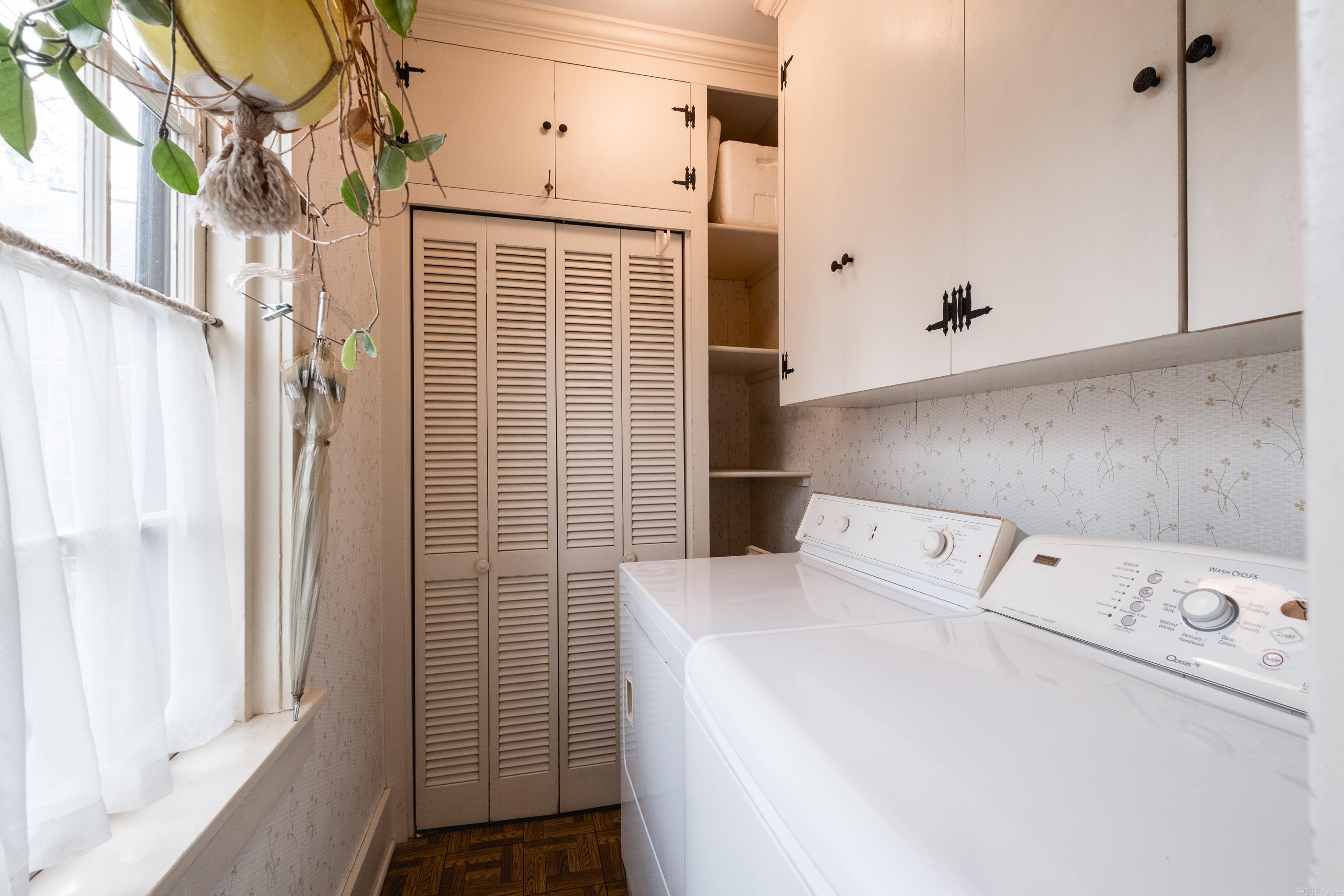 CLIFFEWOOD - Residential