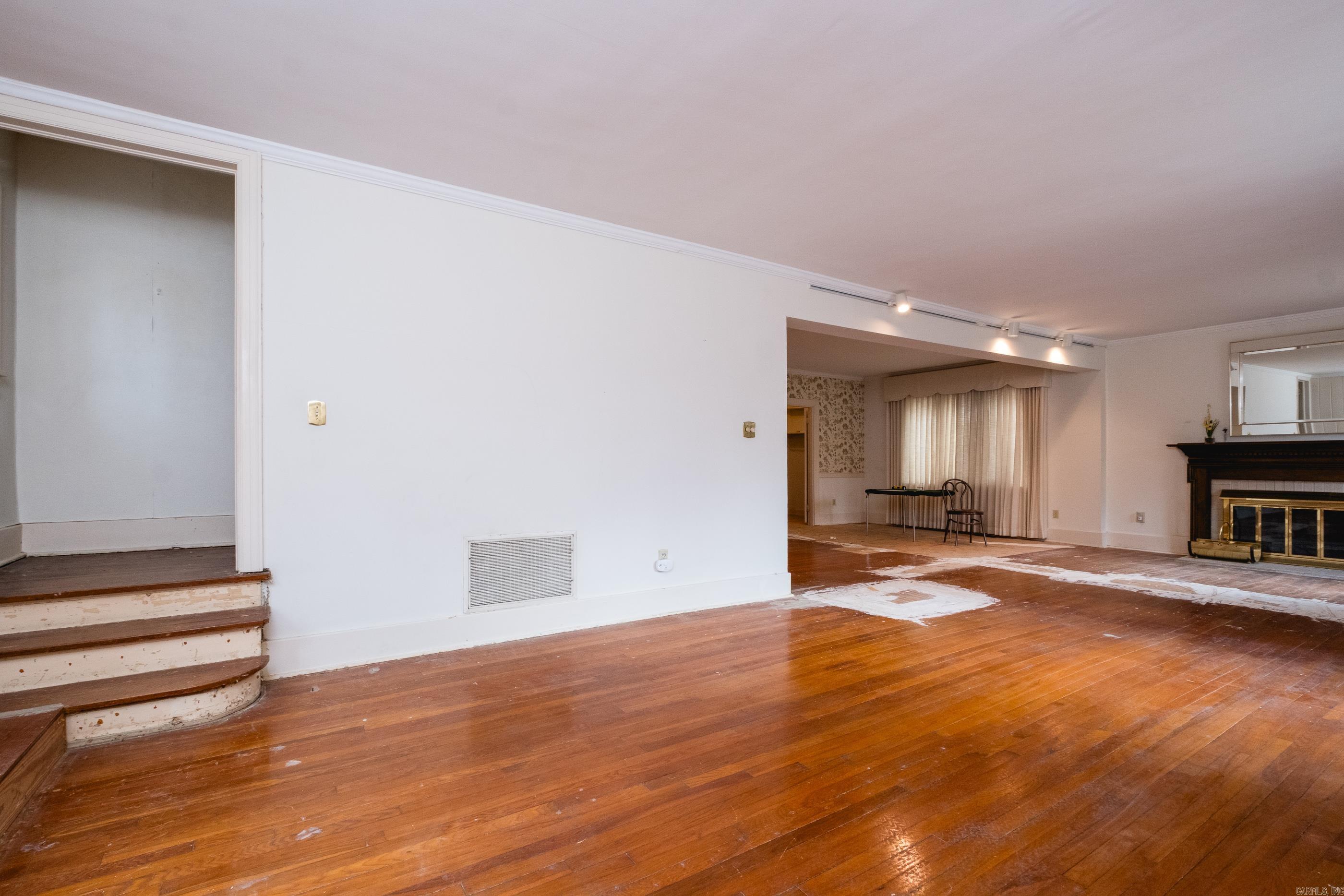 CLIFFEWOOD - Residential