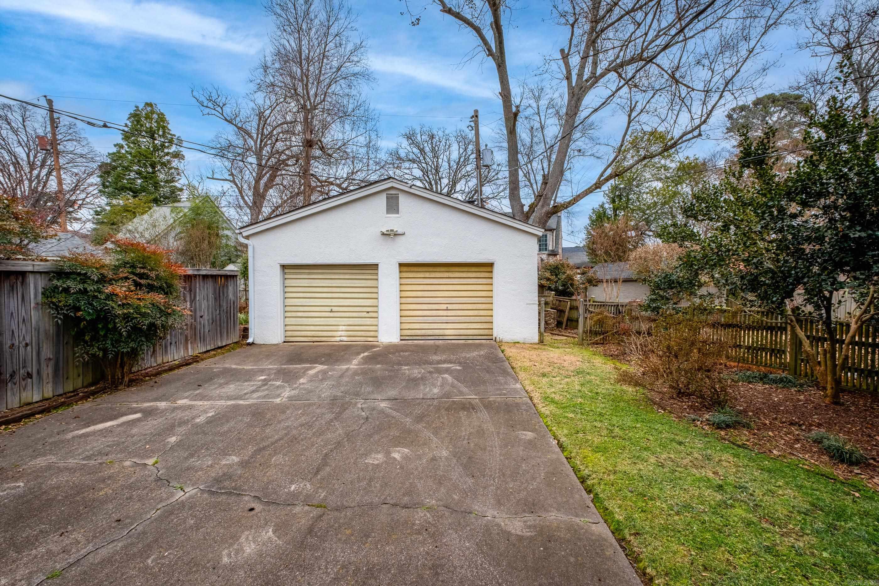 CLIFFEWOOD - Residential