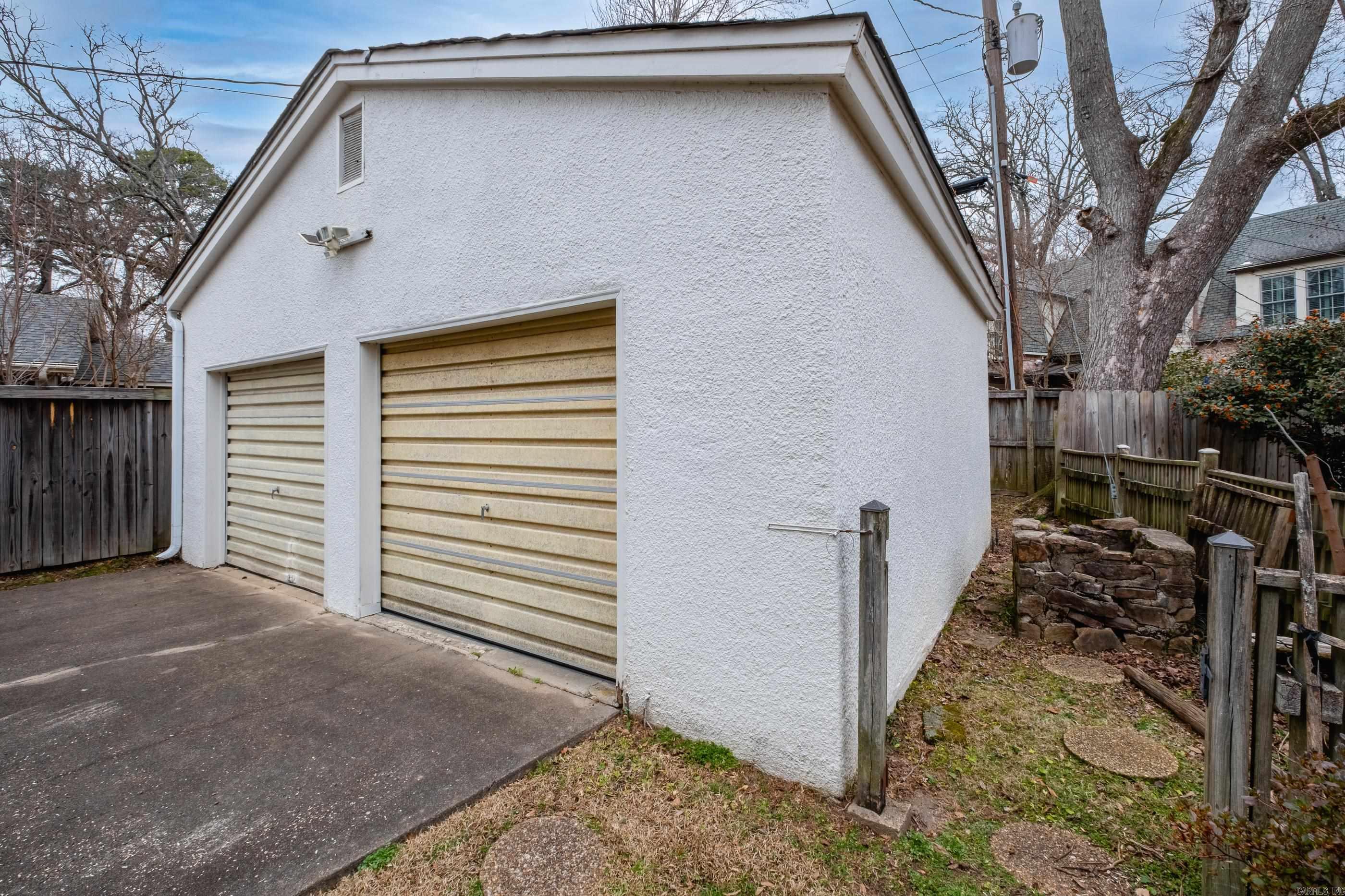 CLIFFEWOOD - Residential