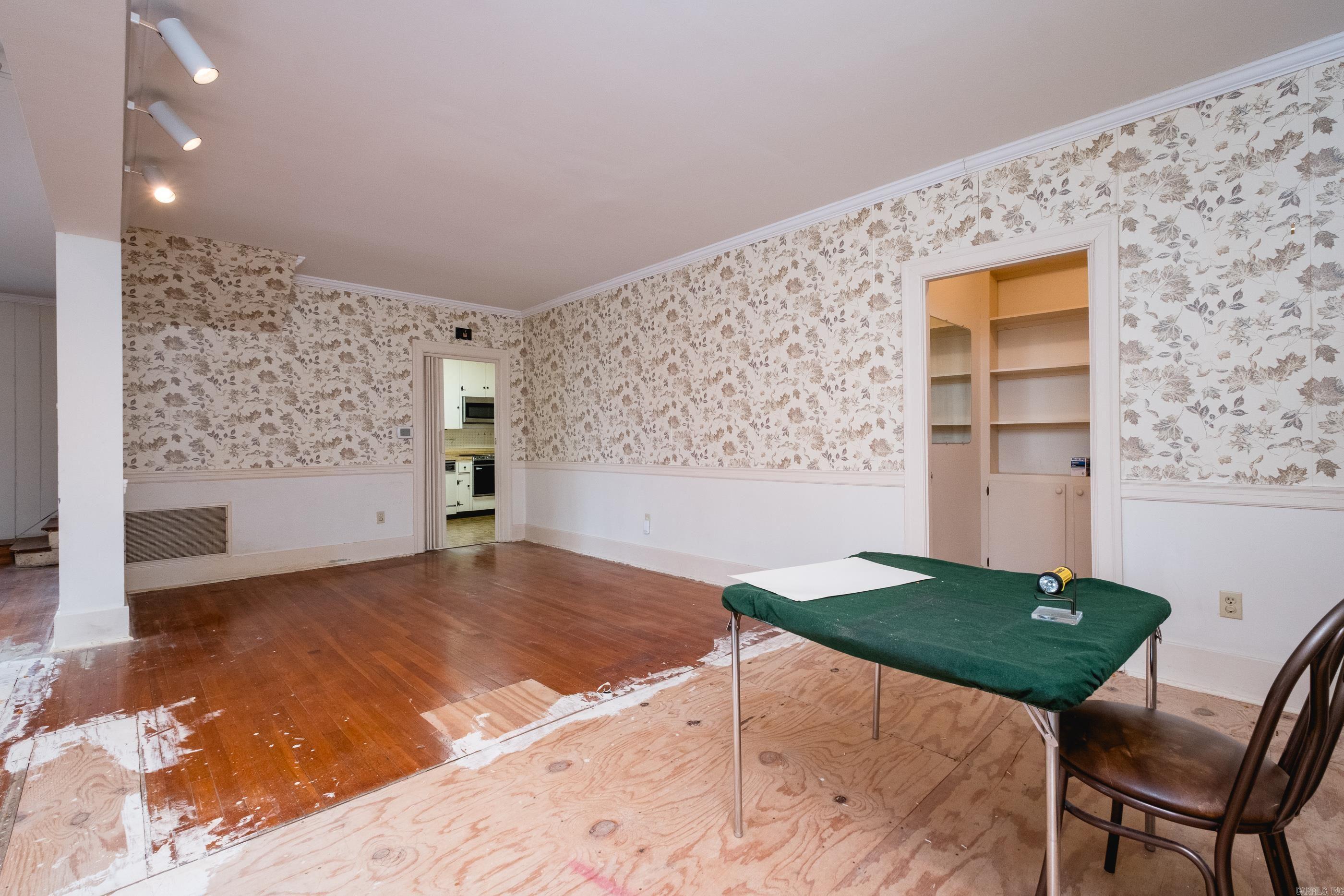 CLIFFEWOOD - Residential