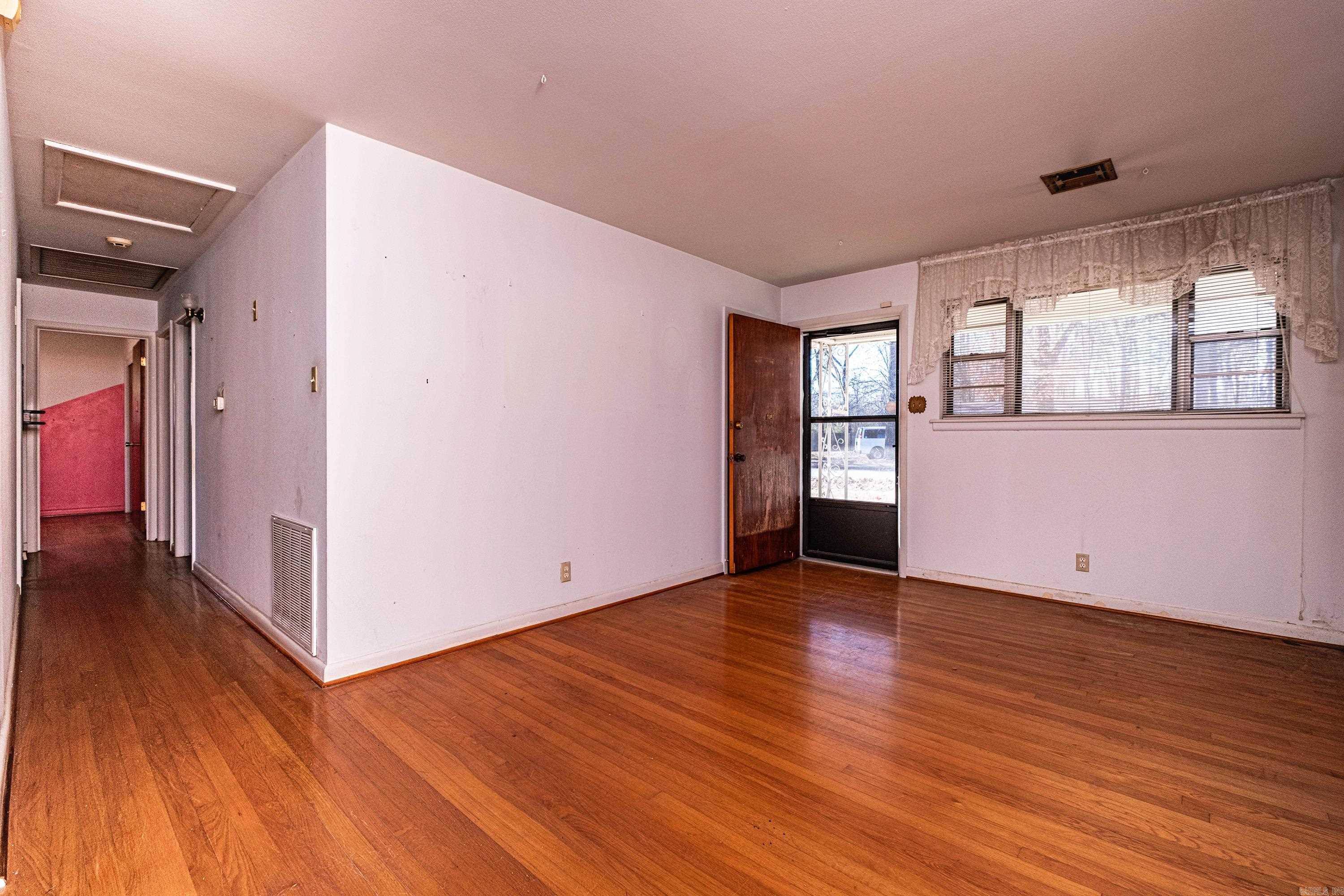 Knowlton - Residential