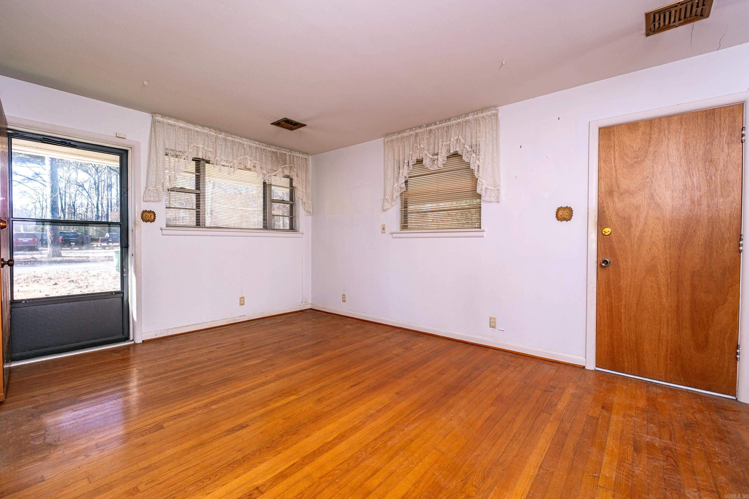 Knowlton - Residential