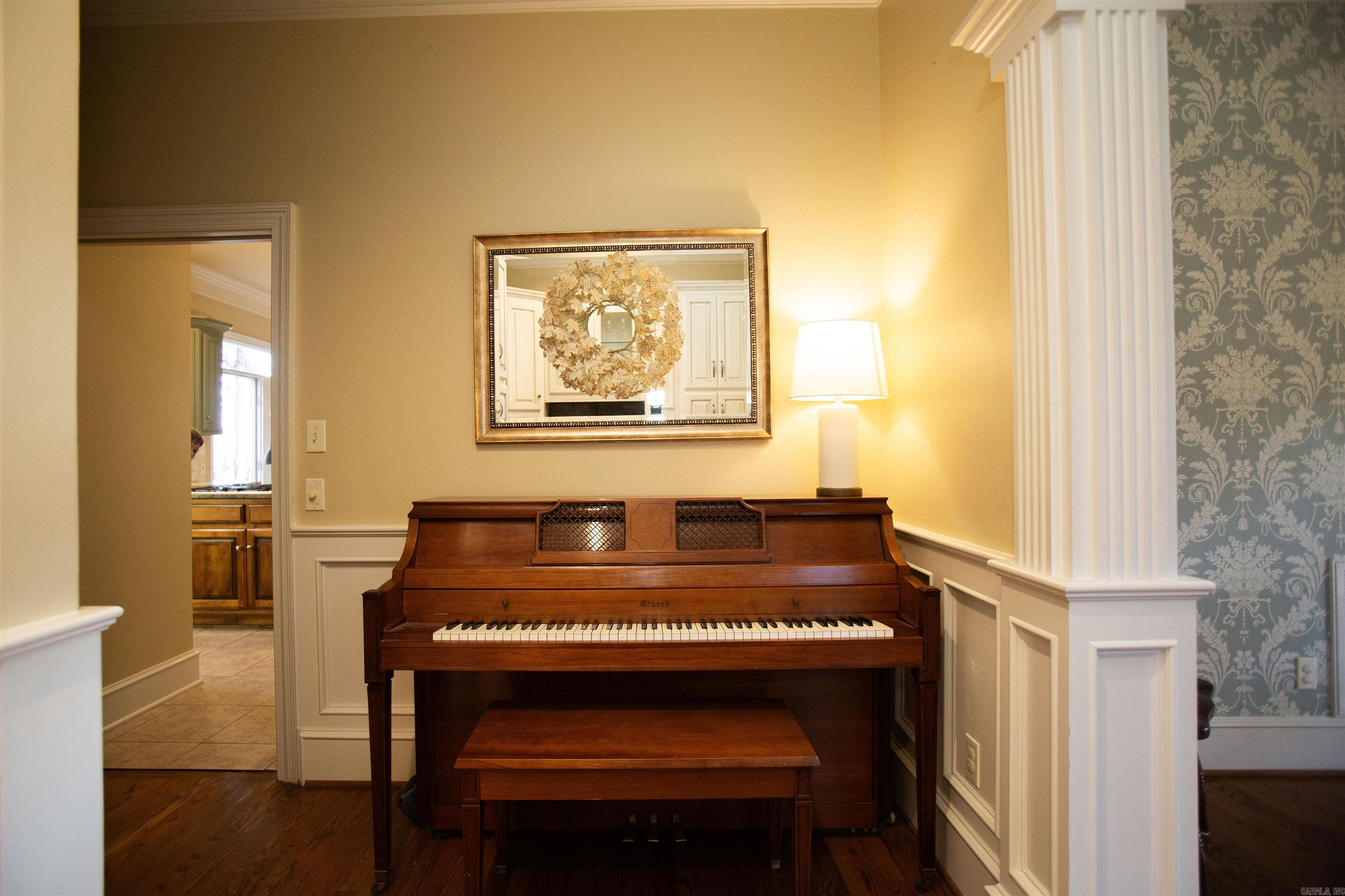 CHENAL VALLEY WITRY COURT - Residential Lease