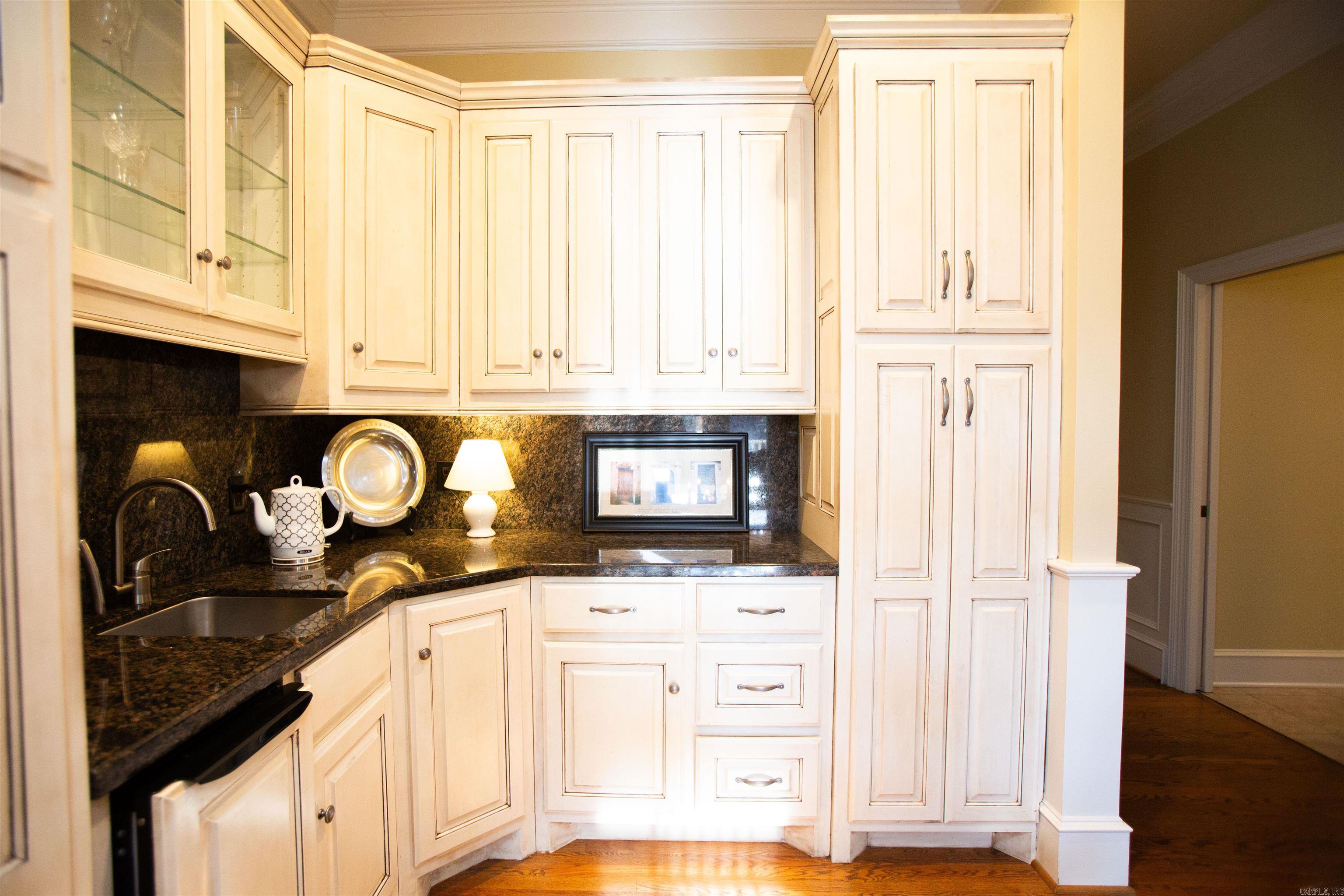 CHENAL VALLEY WITRY COURT - Residential Lease