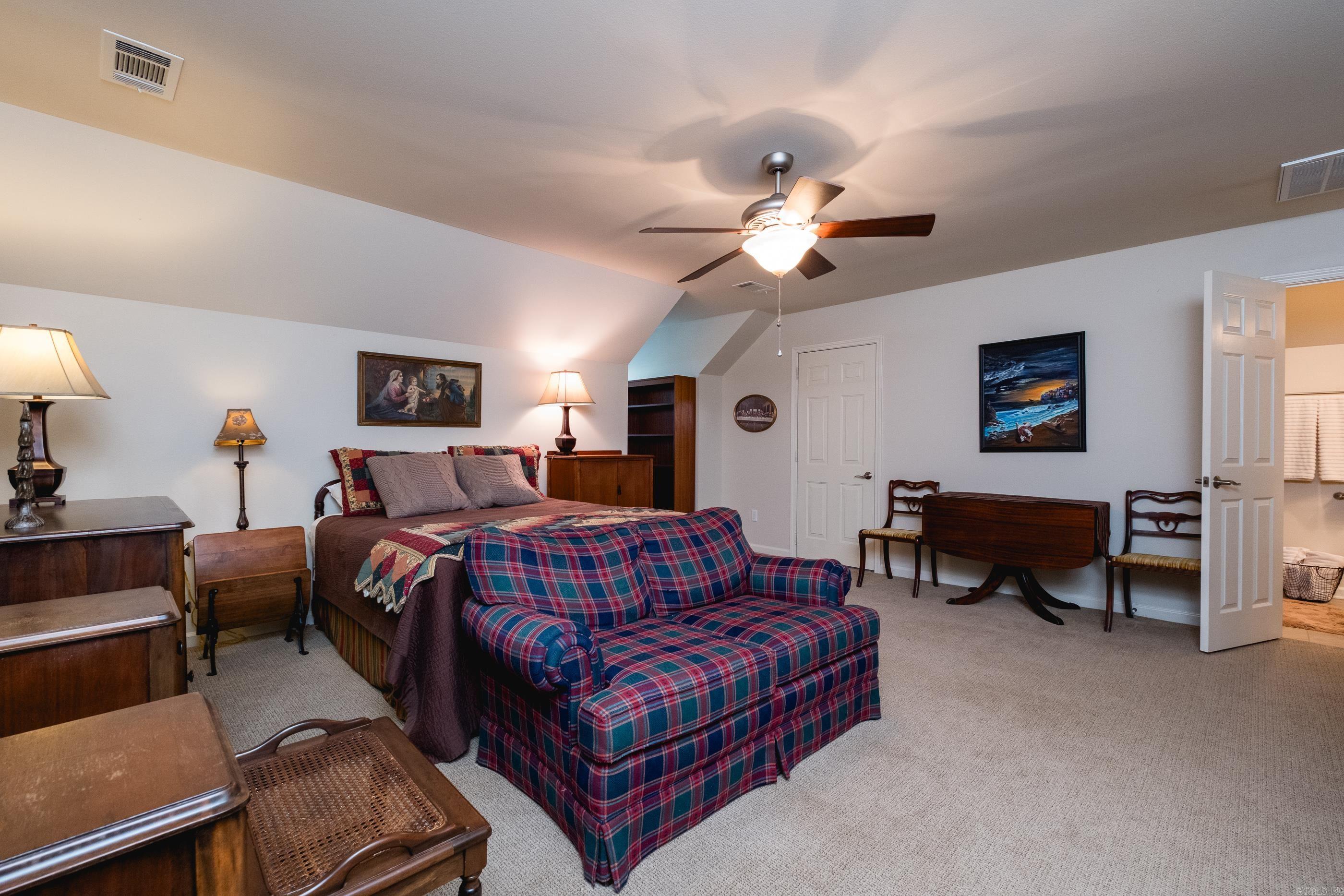 ST CHARLES ADDN - Residential