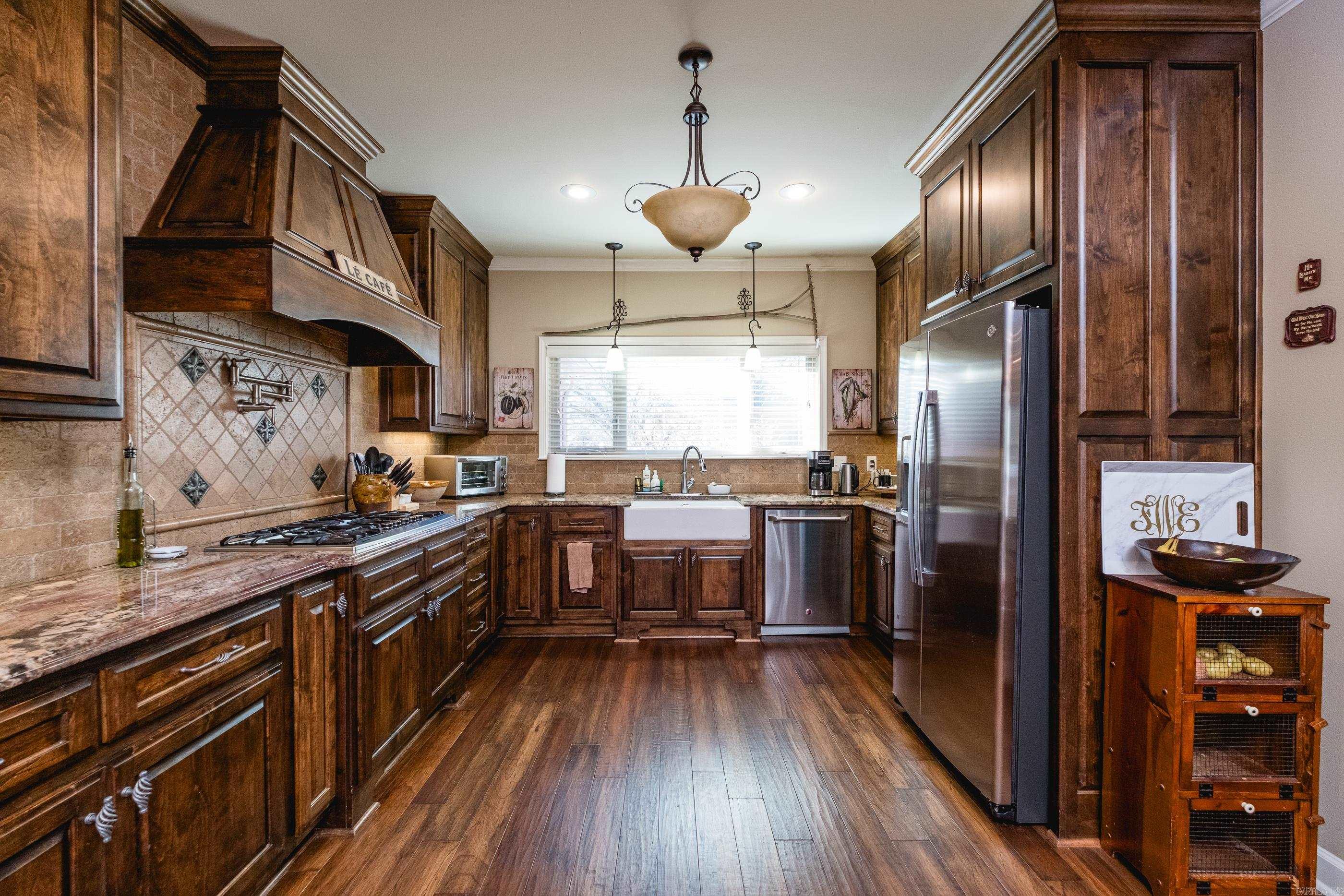 ST CHARLES ADDN - Residential