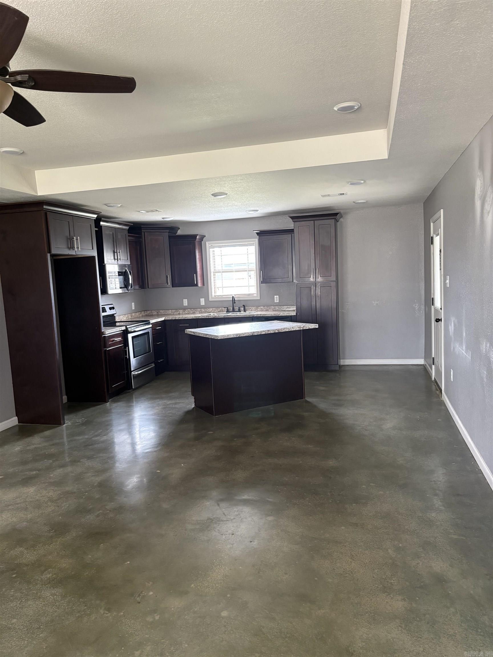 RIDGEFIELD ESTATES - Residential