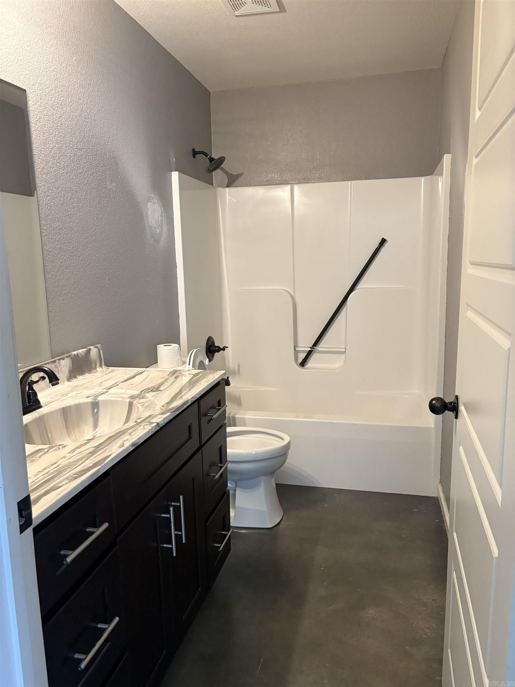 RIDGEFIELD ESTATES - Residential