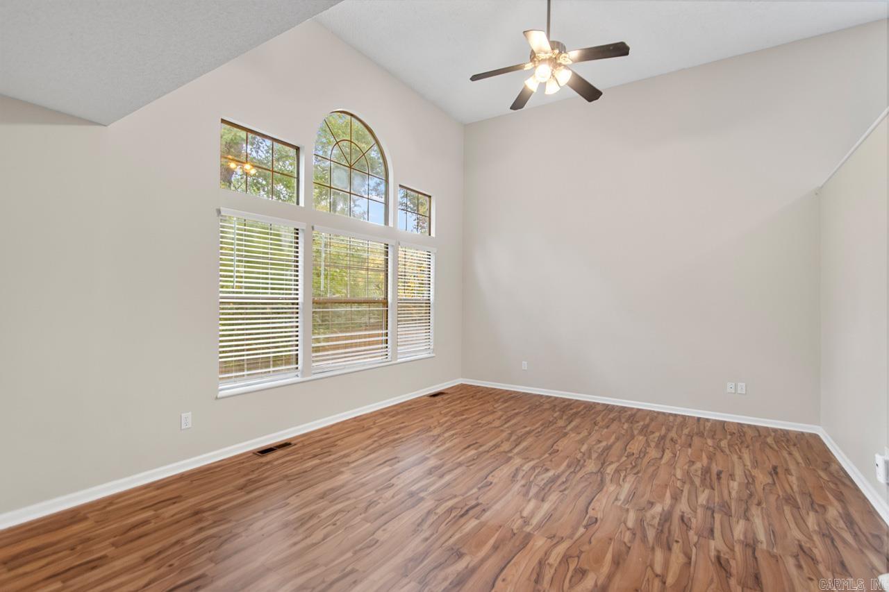 SUMMER WOOD - Residential