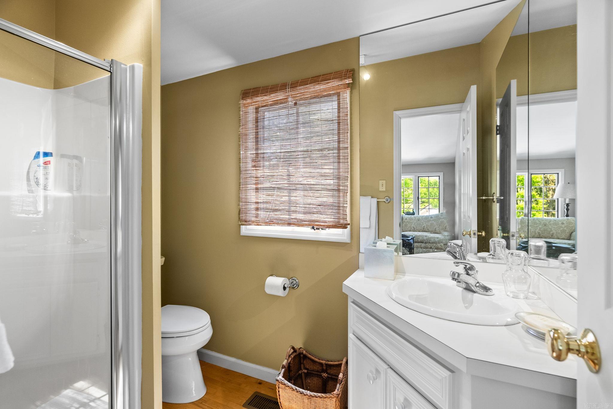 SHADOWLAWN - Residential