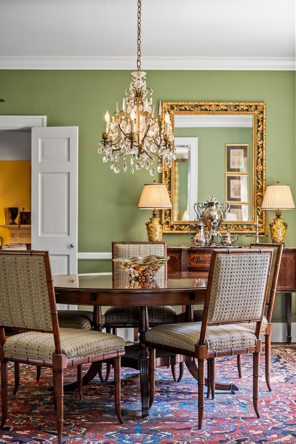 SHADOWLAWN - Residential