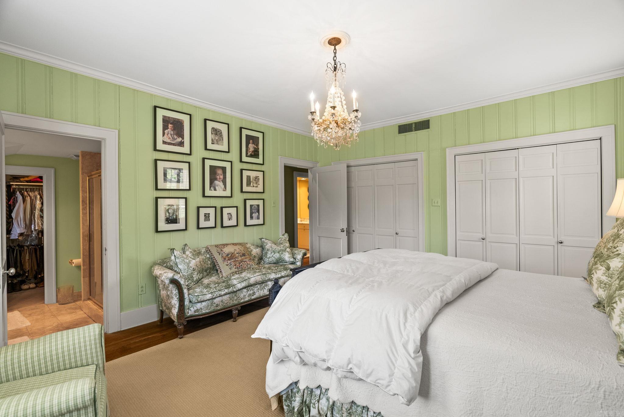 SHADOWLAWN - Residential