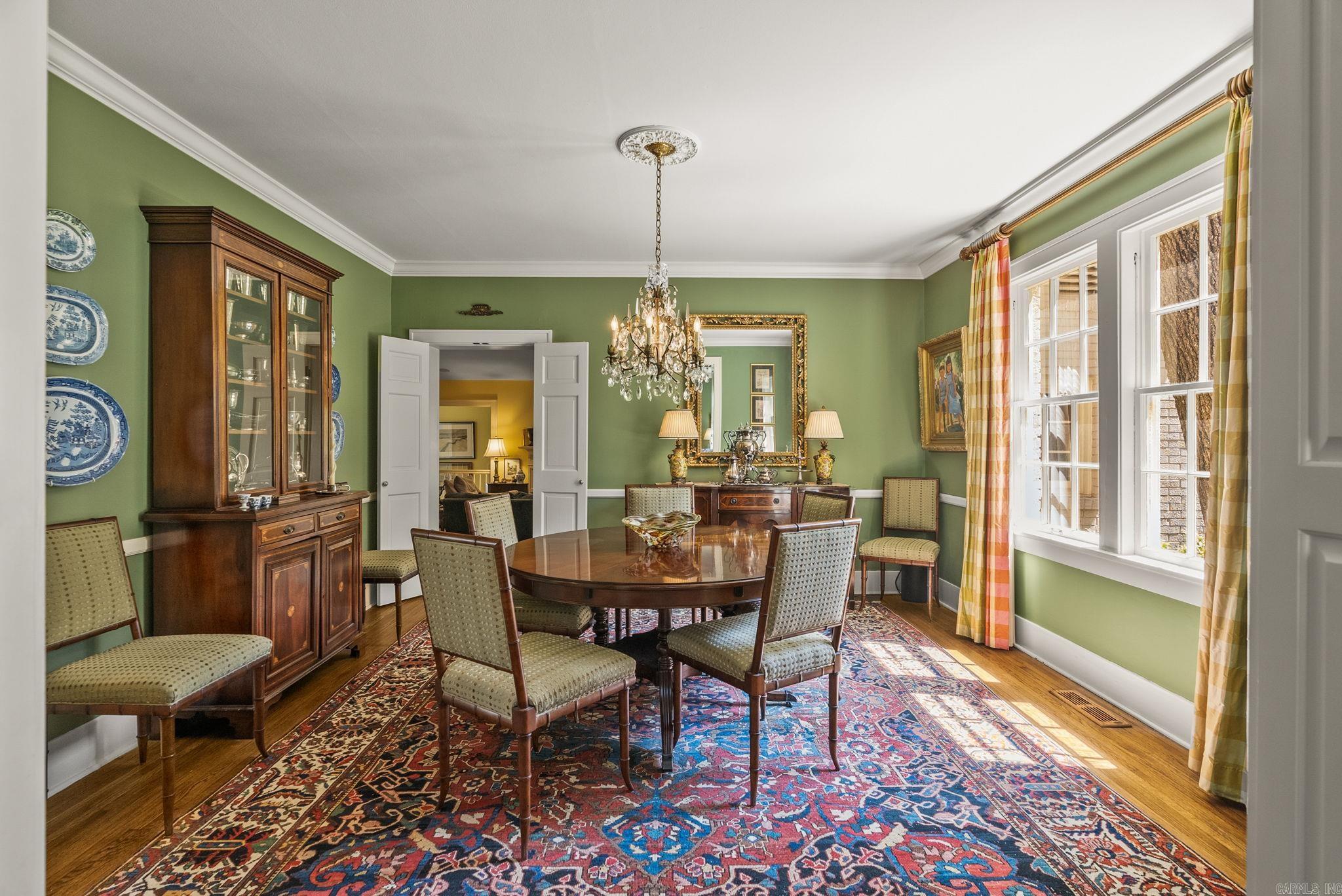 SHADOWLAWN - Residential