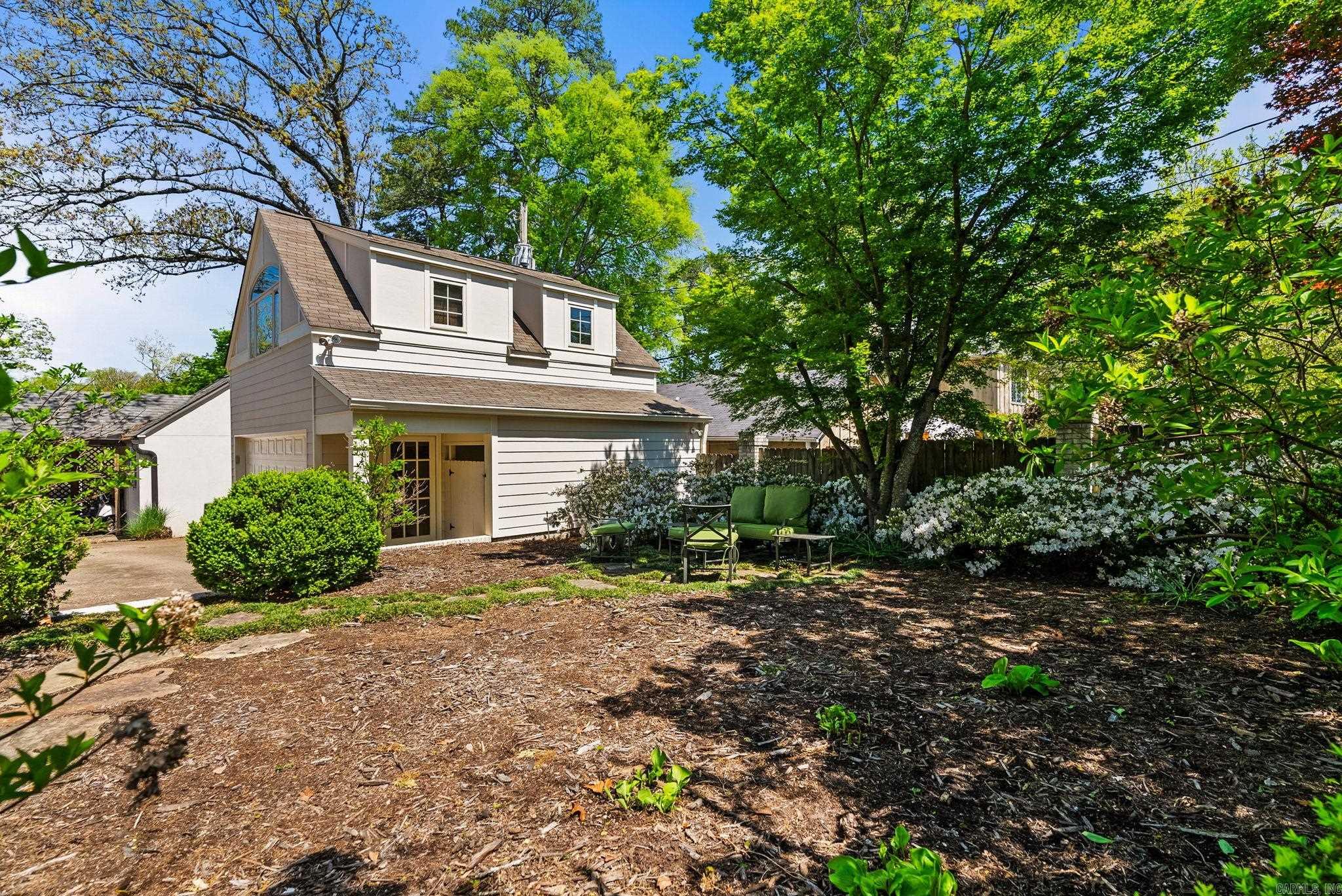 SHADOWLAWN - Residential