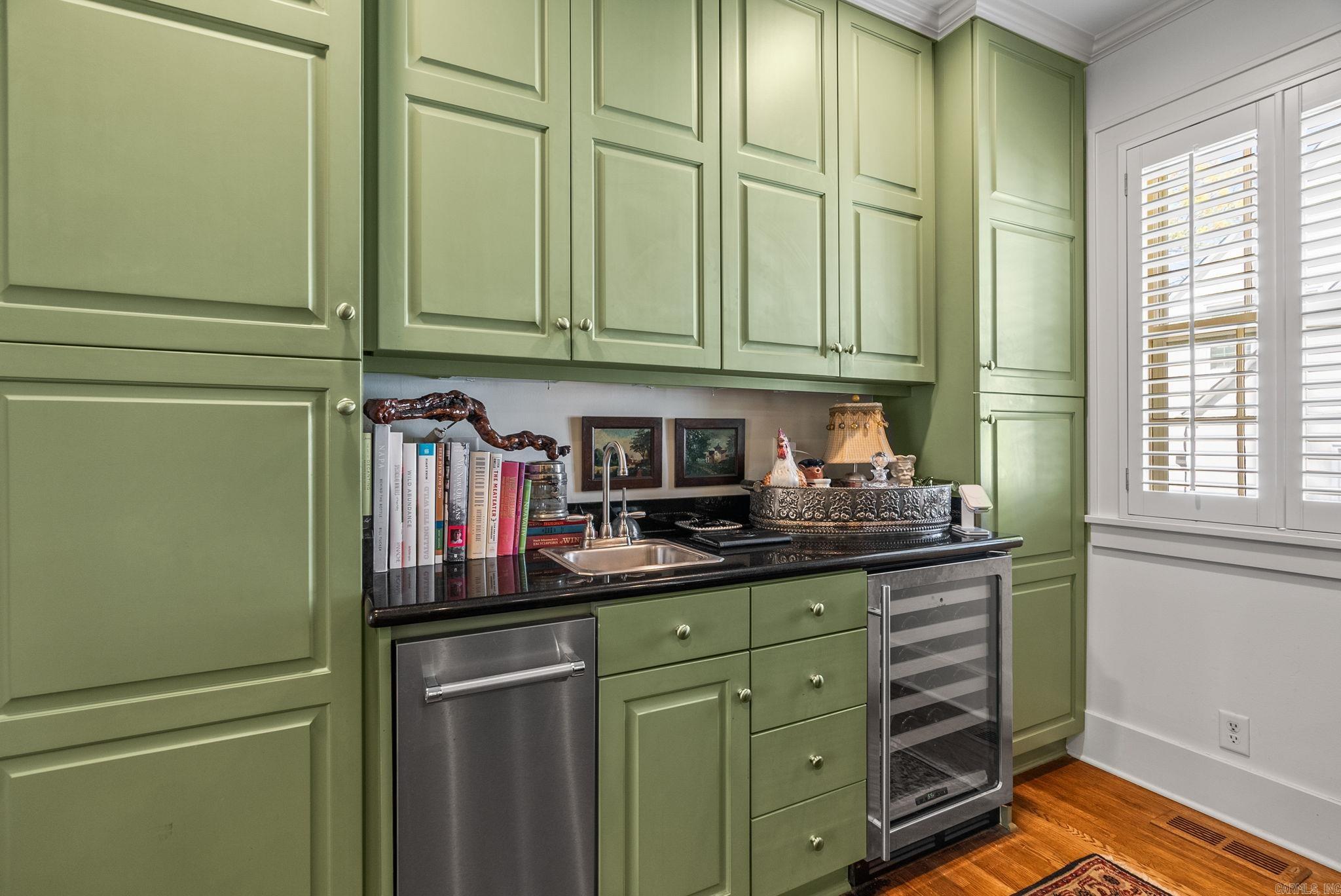 SHADOWLAWN - Residential