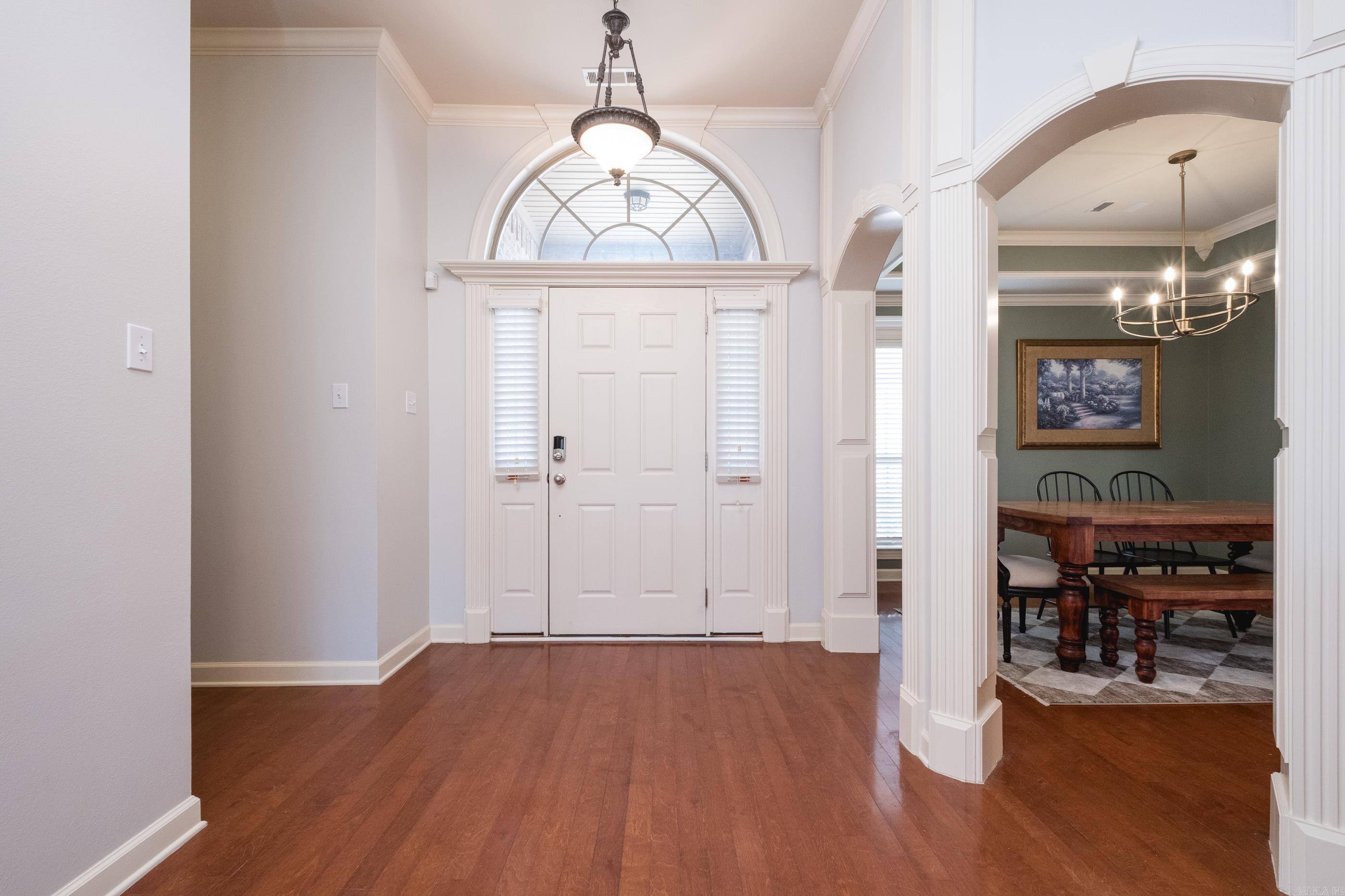 COUNTRY CLUB OF ARK THE - Residential