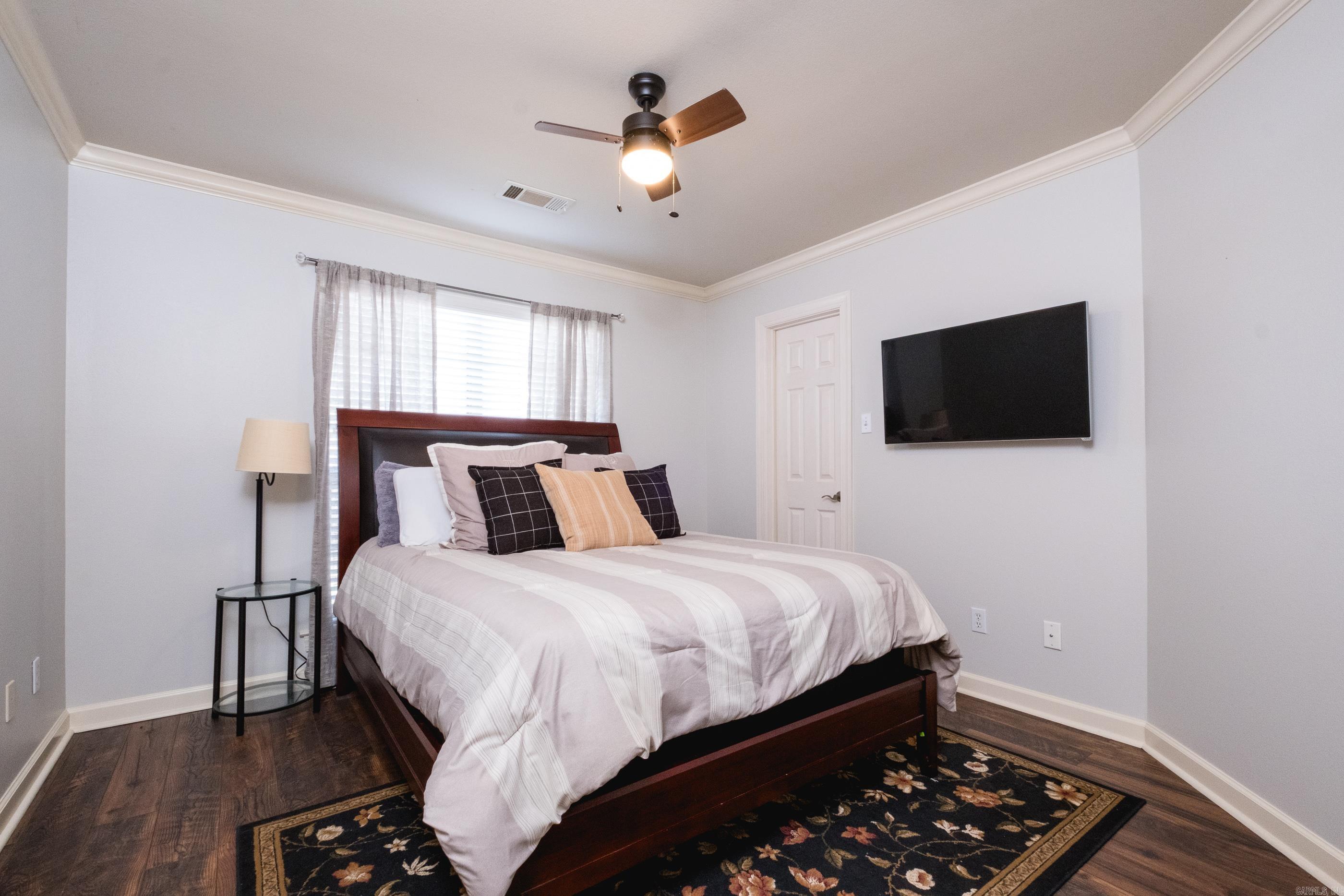 COUNTRY CLUB OF ARK THE - Residential