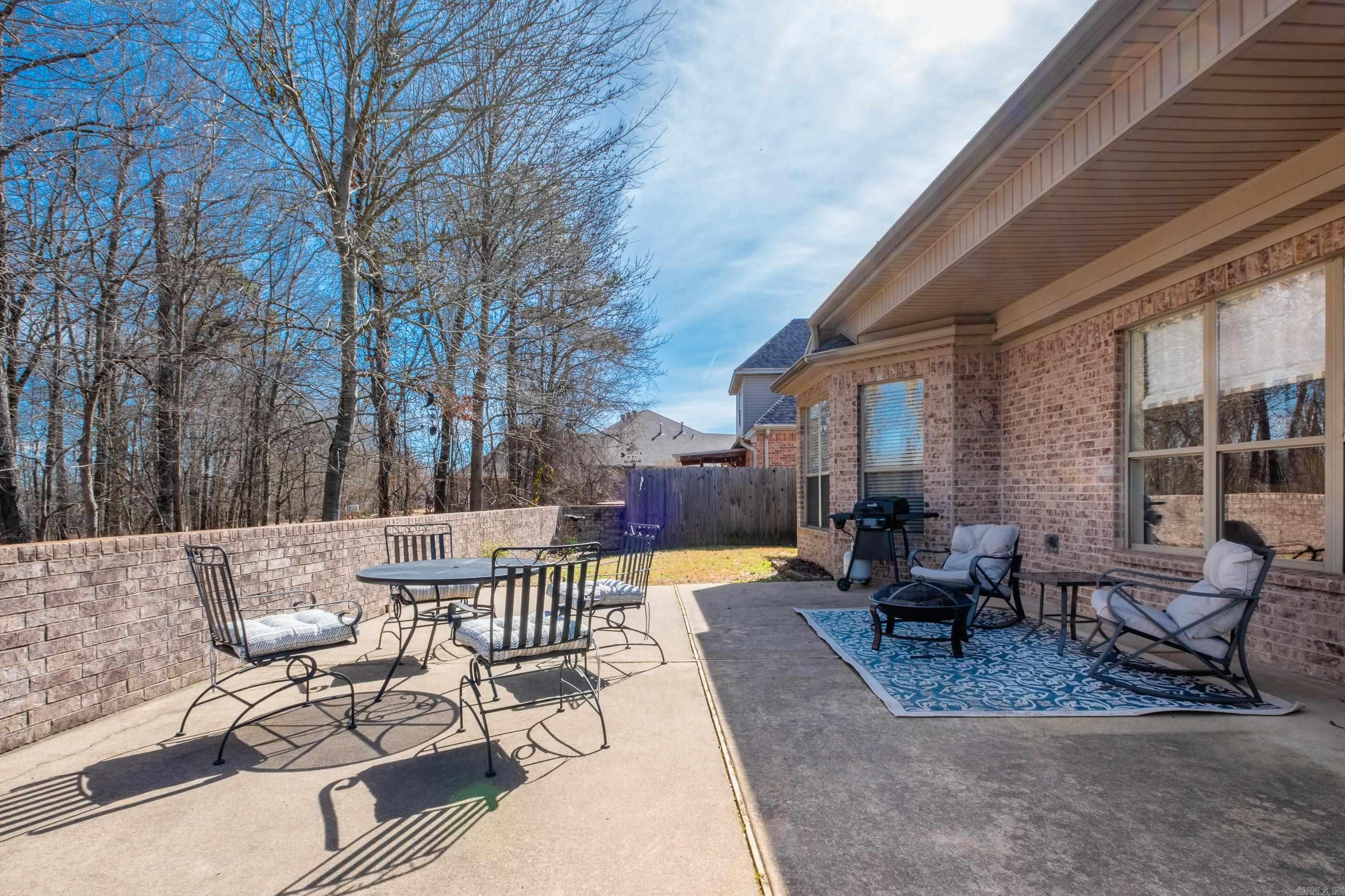 COUNTRY CLUB OF ARK THE - Residential