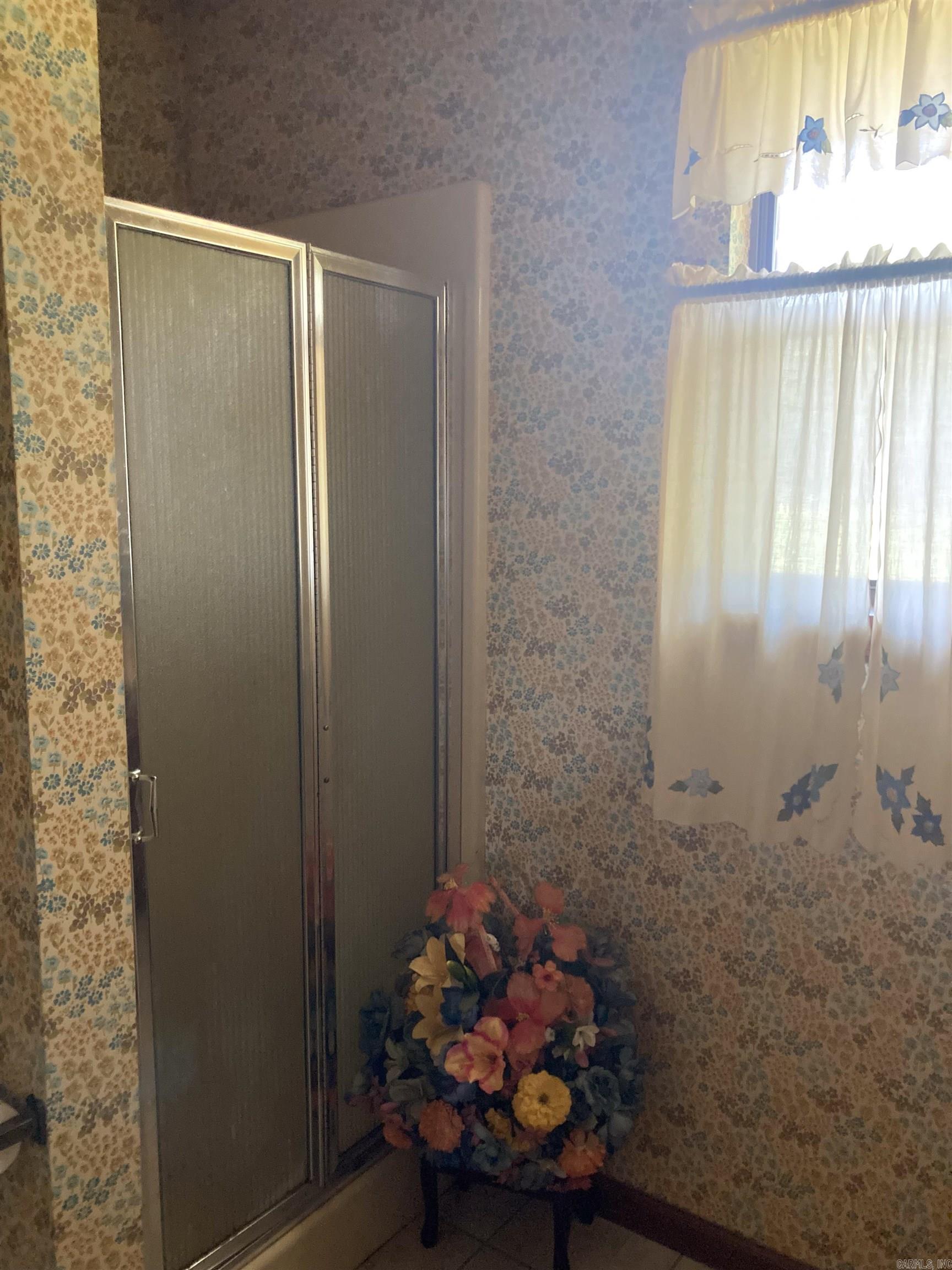 TUCKER CREEK - Residential