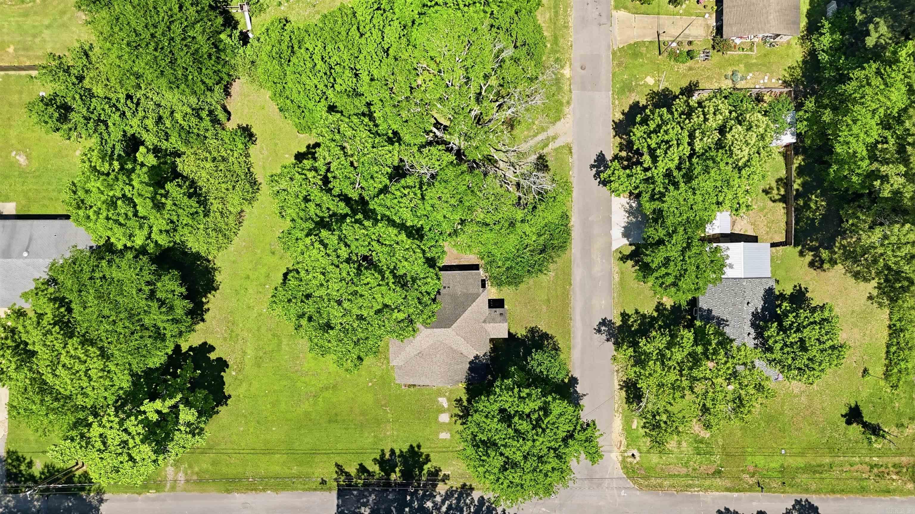 ORIGINAL TOWN-BRYANT - Residential