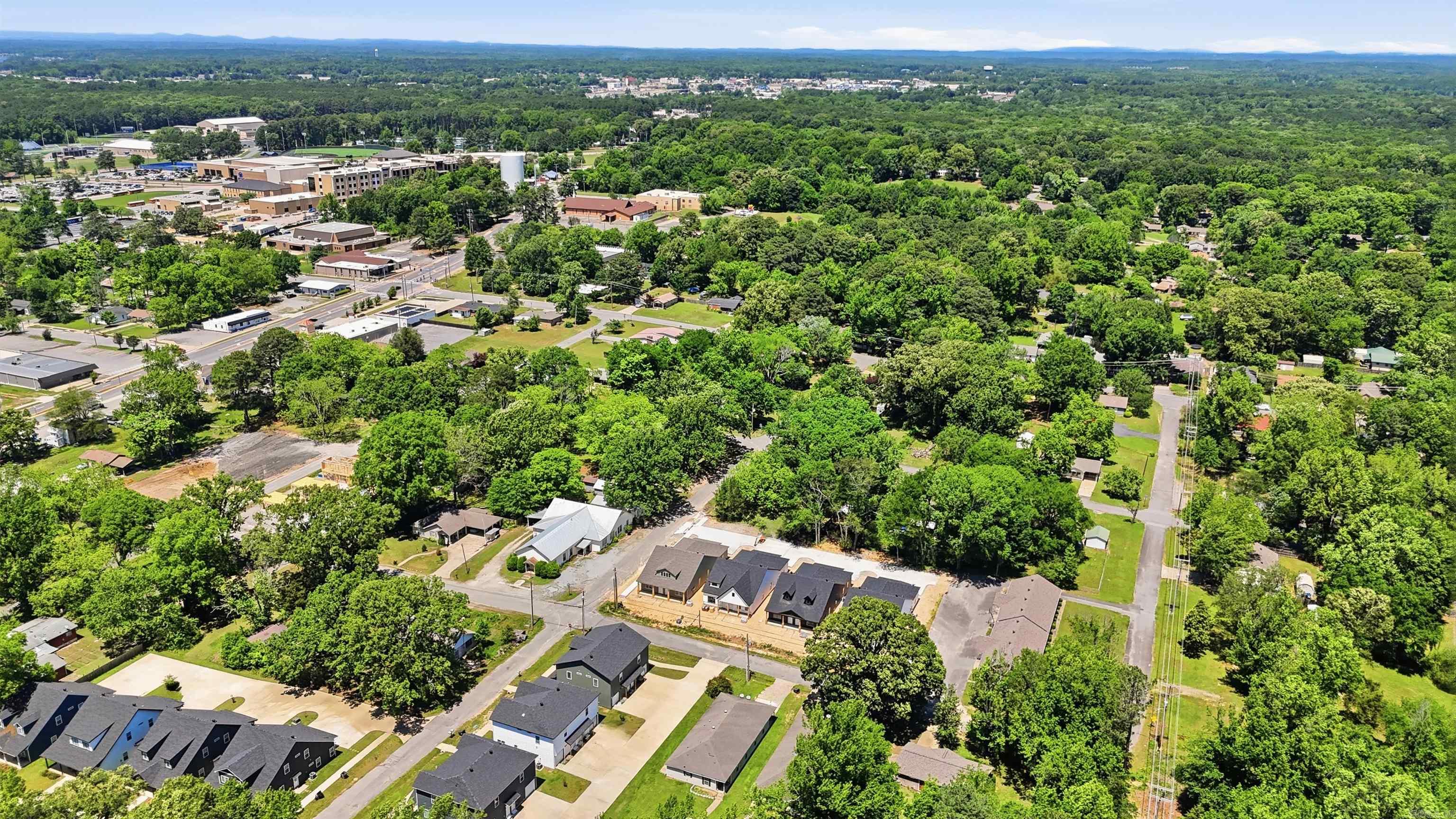 ORIGINAL TOWN-BRYANT - Residential