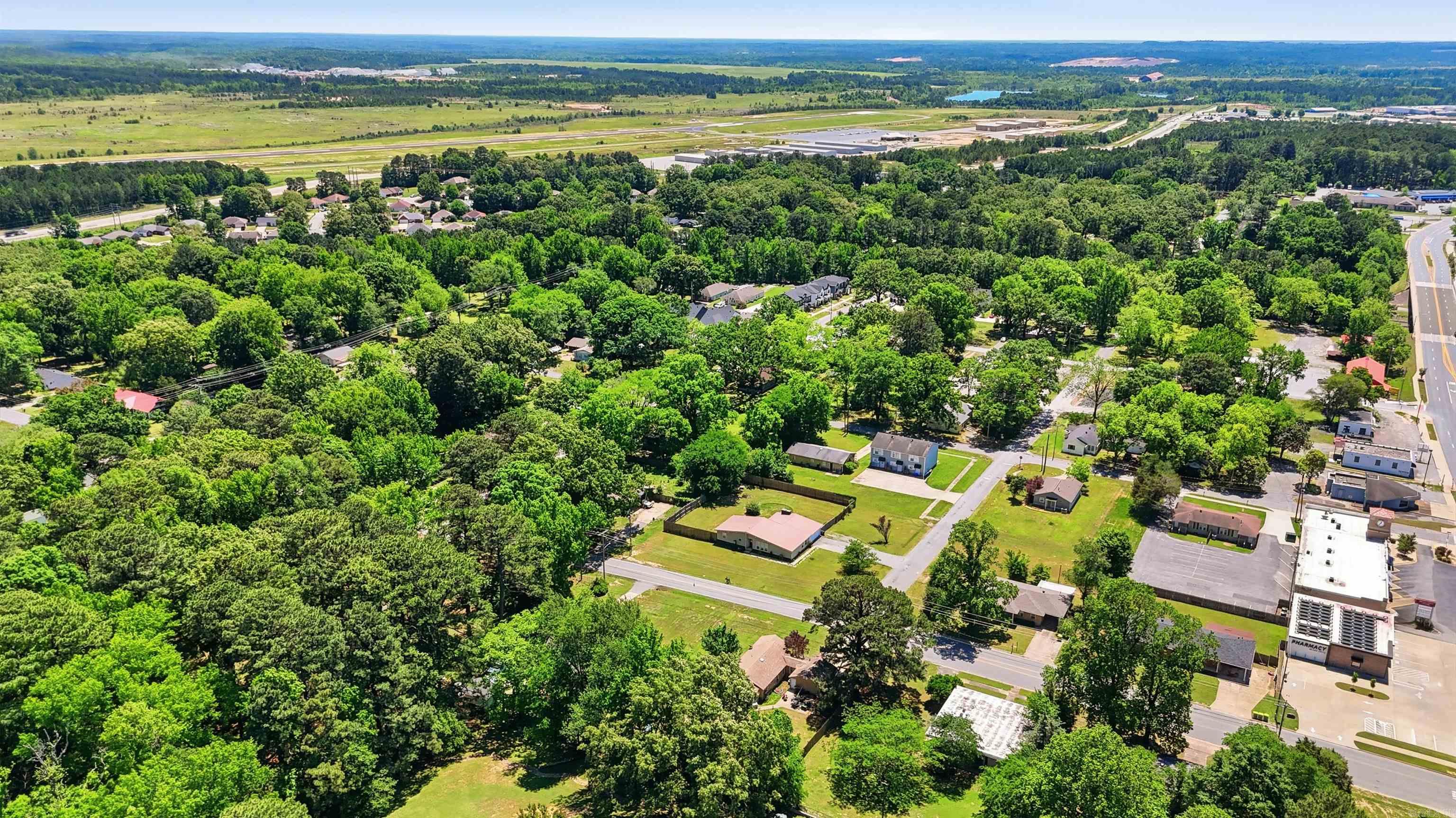 ORIGINAL TOWN-BRYANT - Residential
