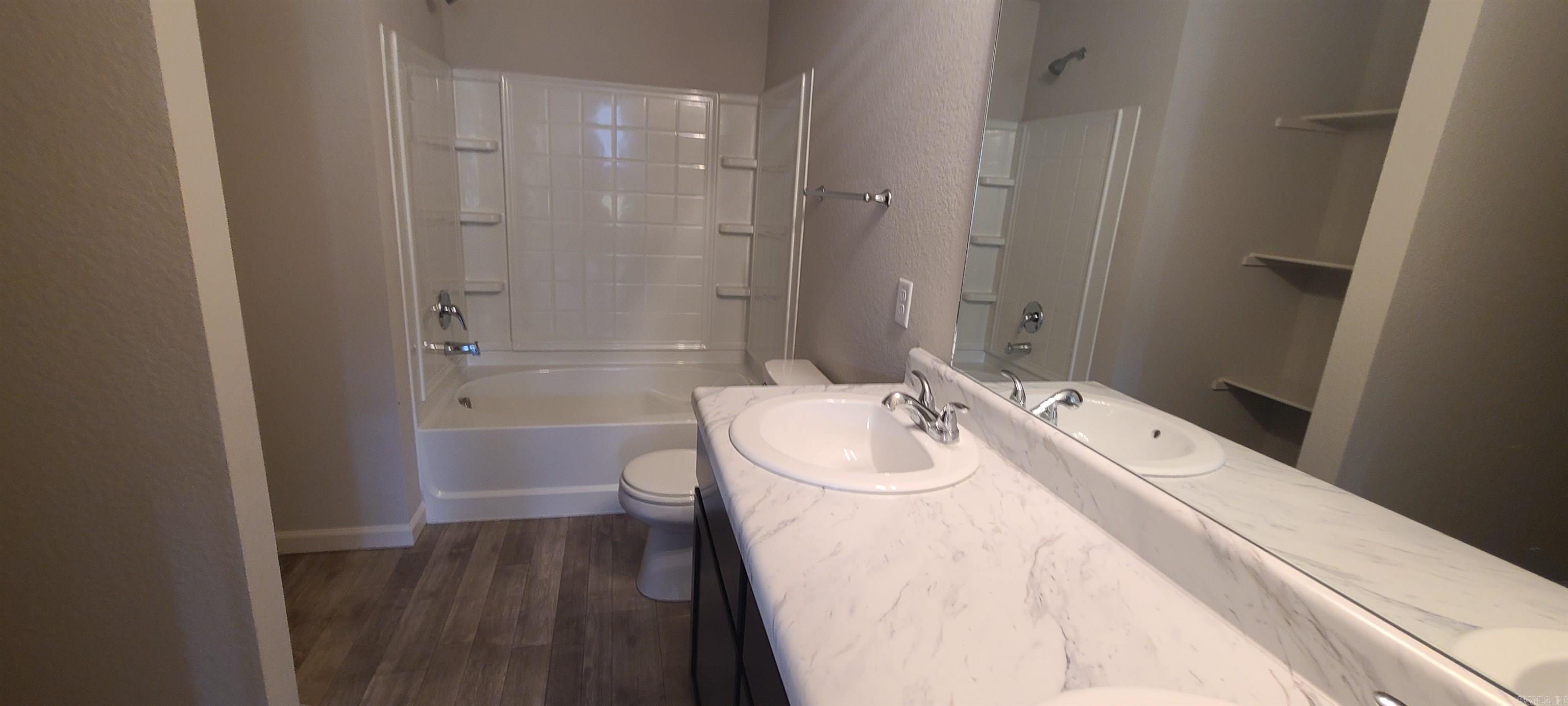 MUSEUM MEADOWS - Residential