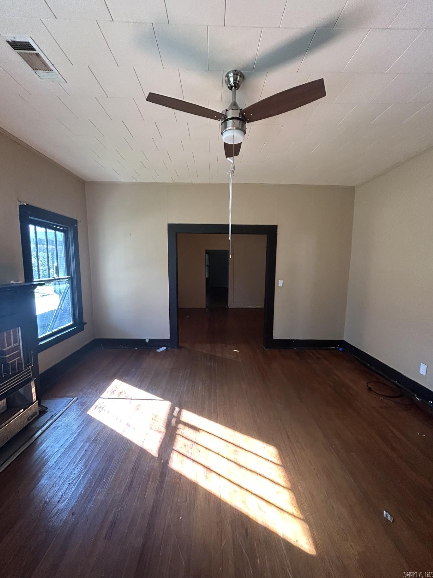 TRAMMEL - Residential