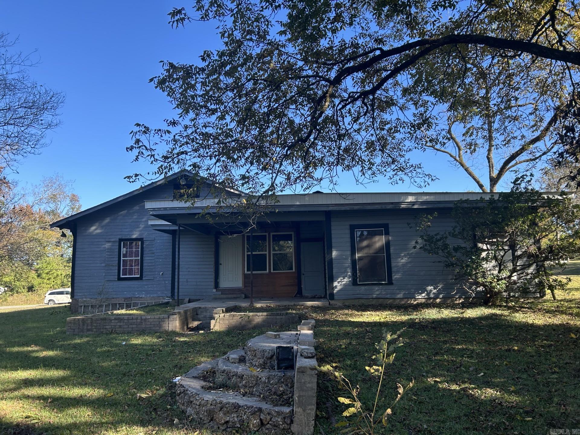 TRAMMEL - Residential