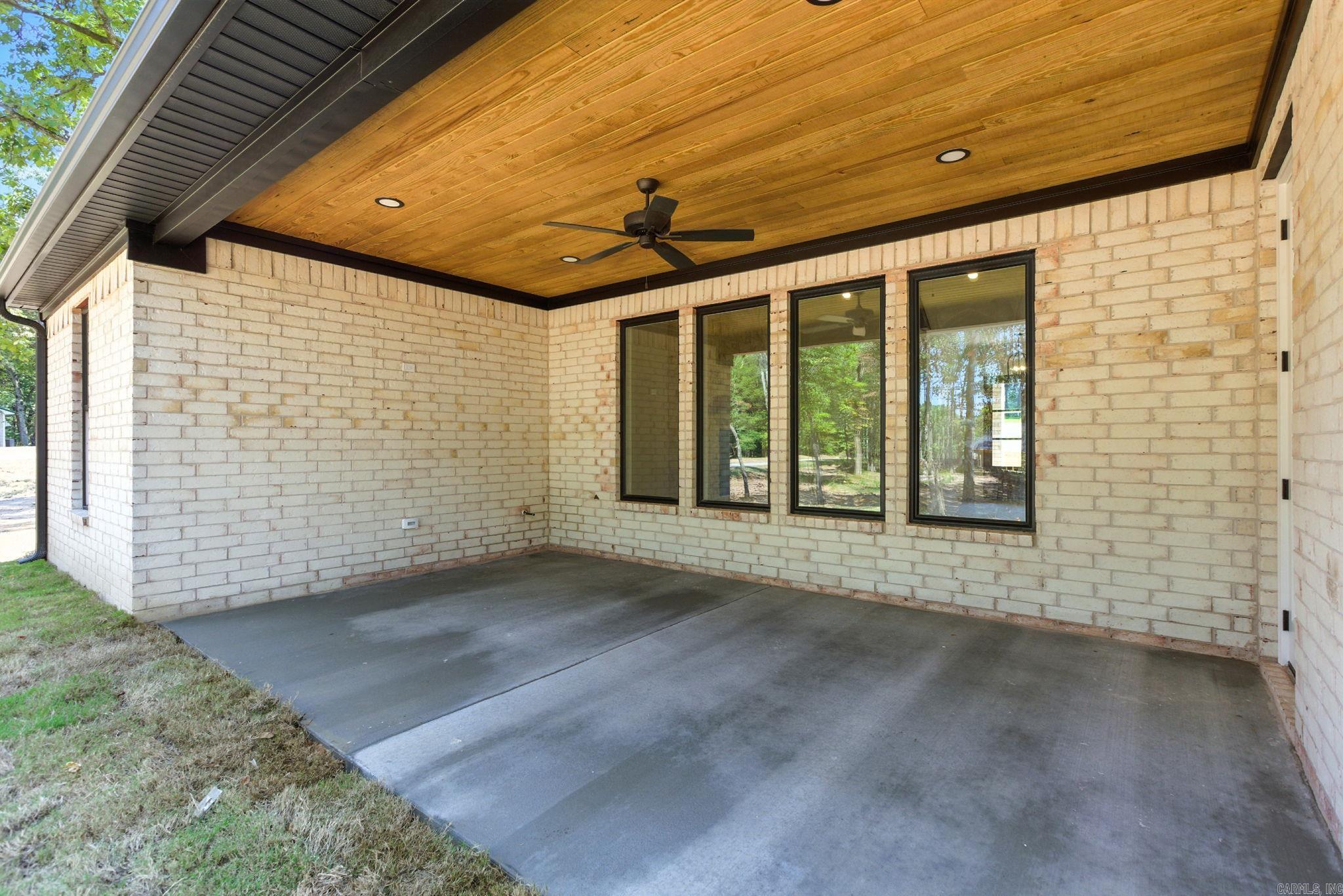 BIG ROCK ESTATES - Residential